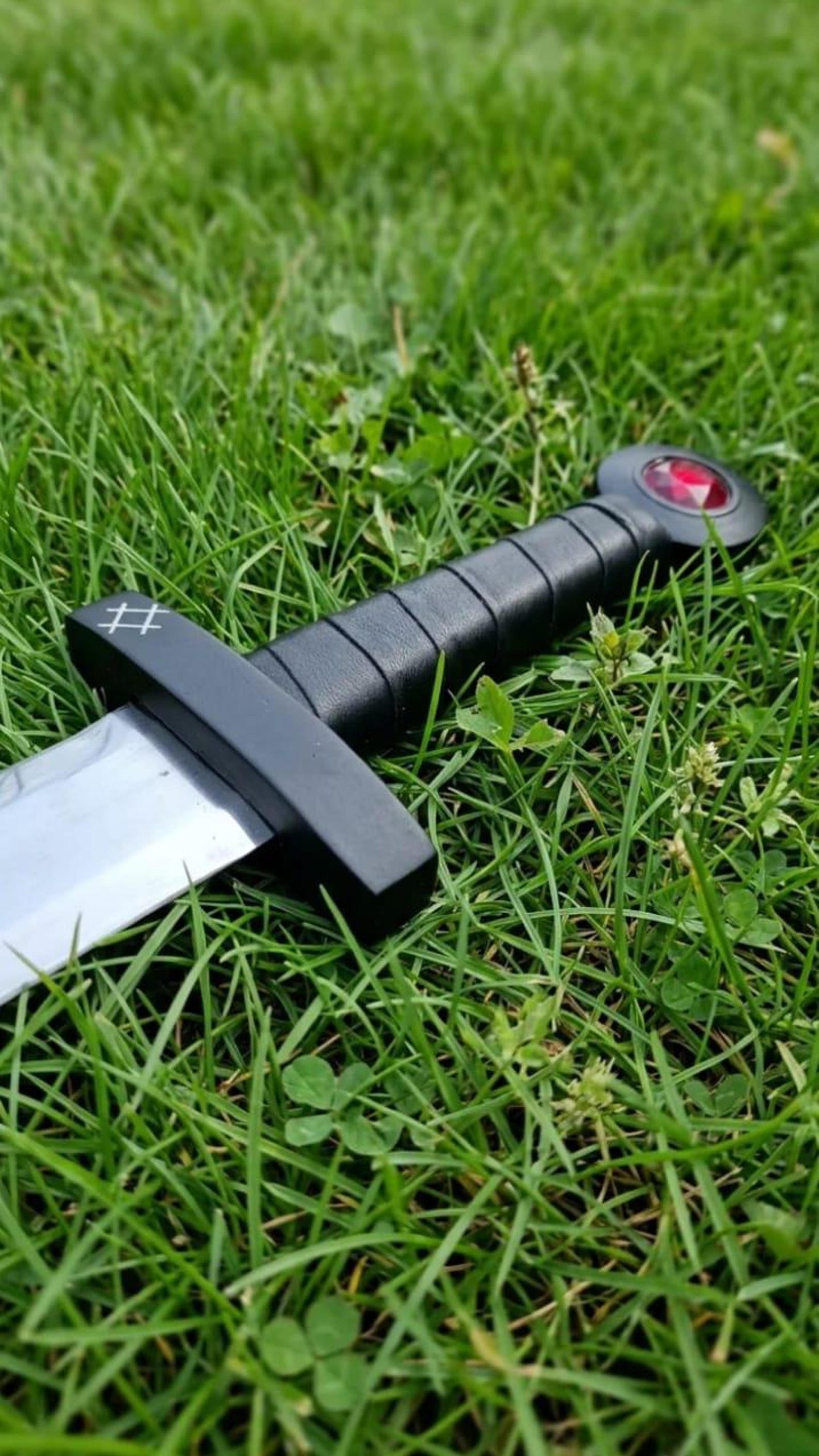 FinnInspired Scarlet Golden Blade Replica Handcrafted Decorative Sword With Leather Sheath Bl 9