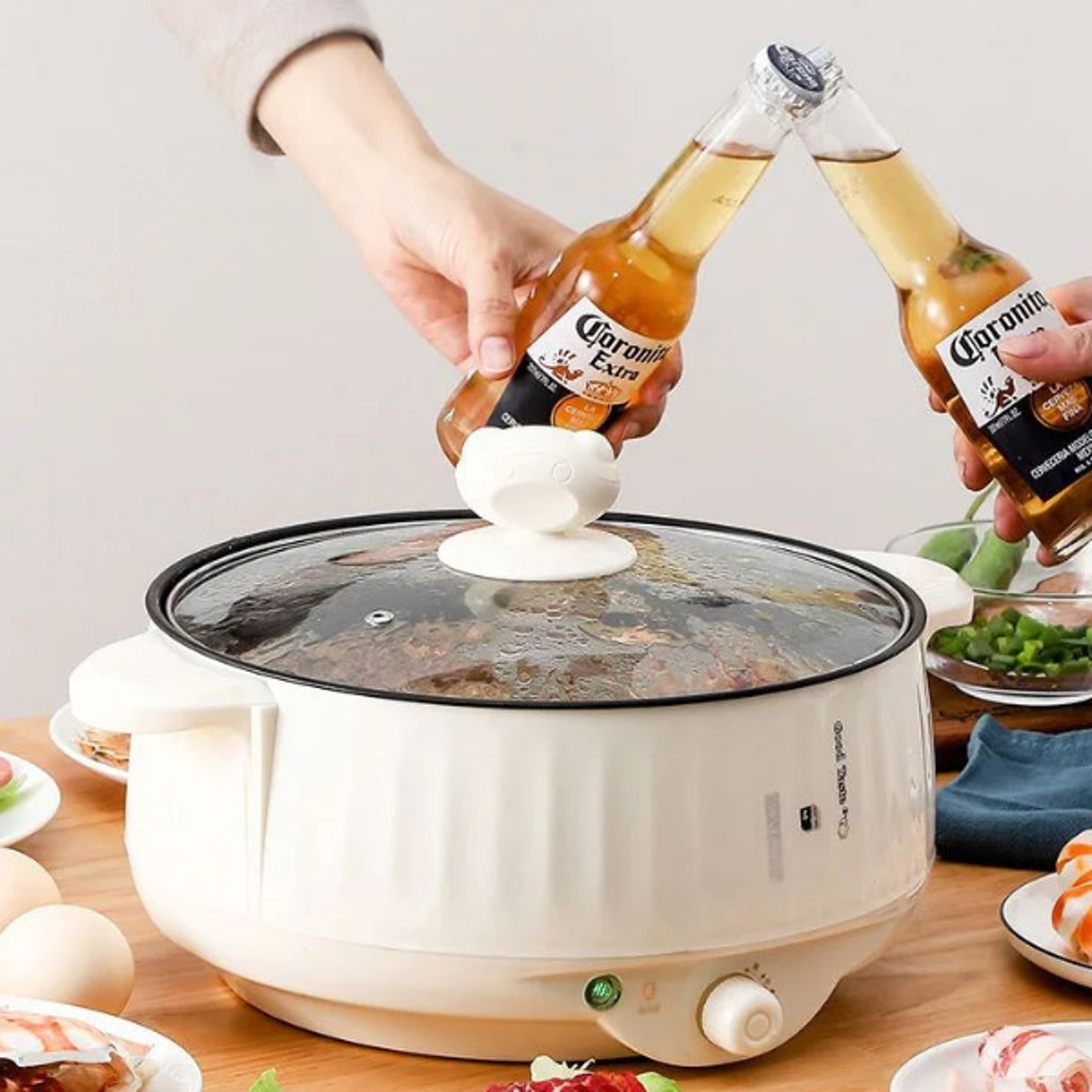 NonStick Electric Multi Cooker with Lid Electric Hot Pot  Food Steamer for Household Cooking