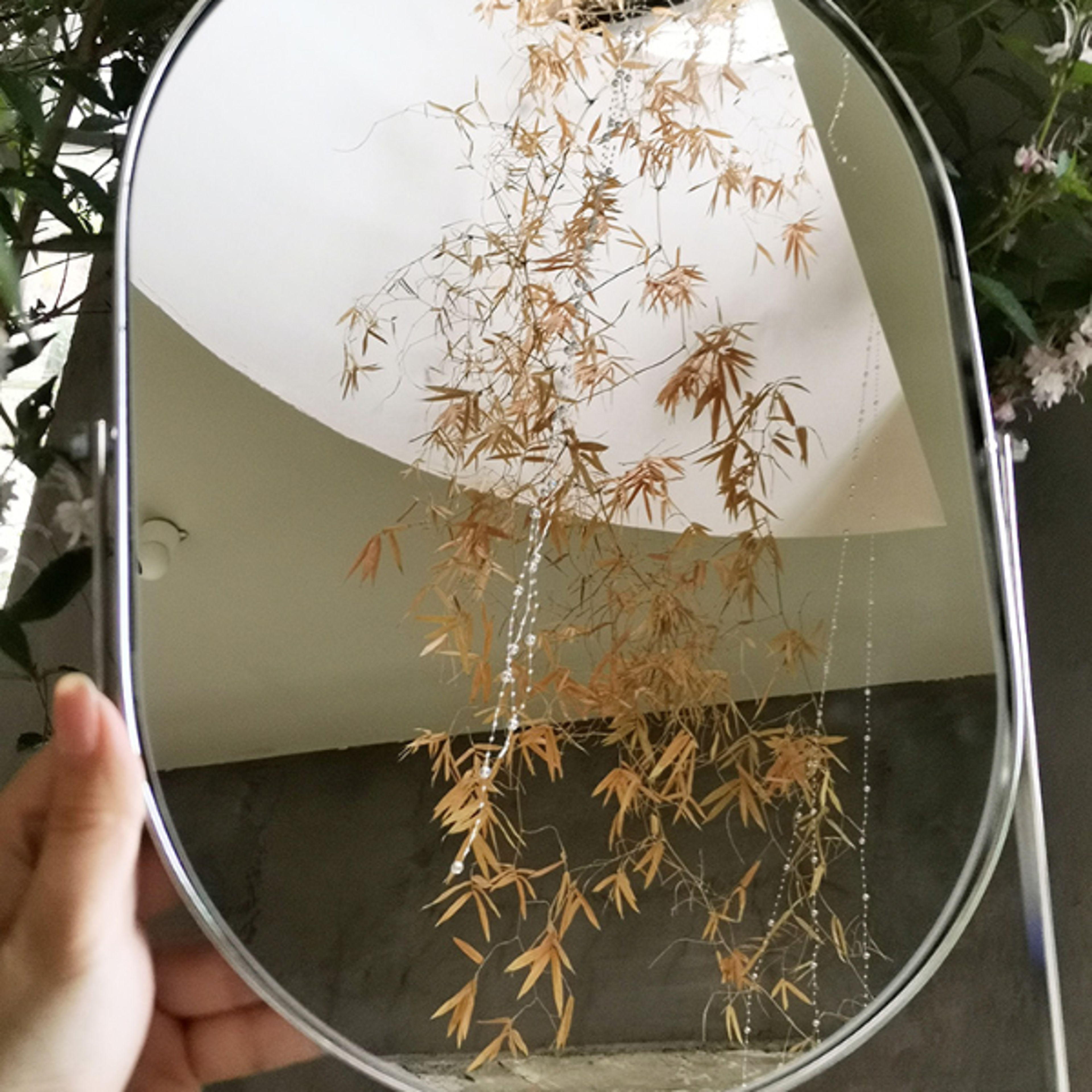 luxury oval makeup mirror with rotating metal stand for vanity desk & bathroom