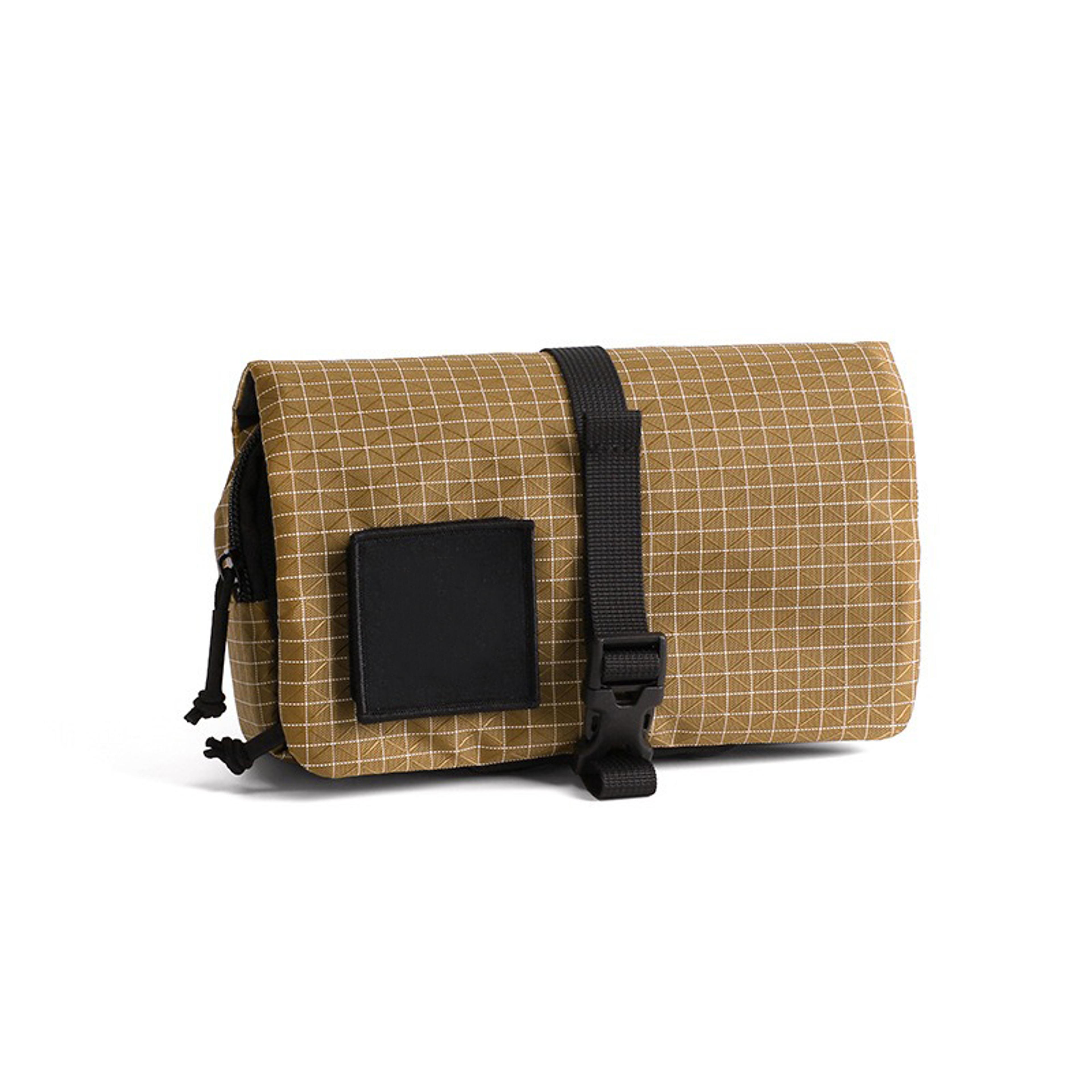portable waterproof hanging toiletry bag travel organizer with multiple compartments