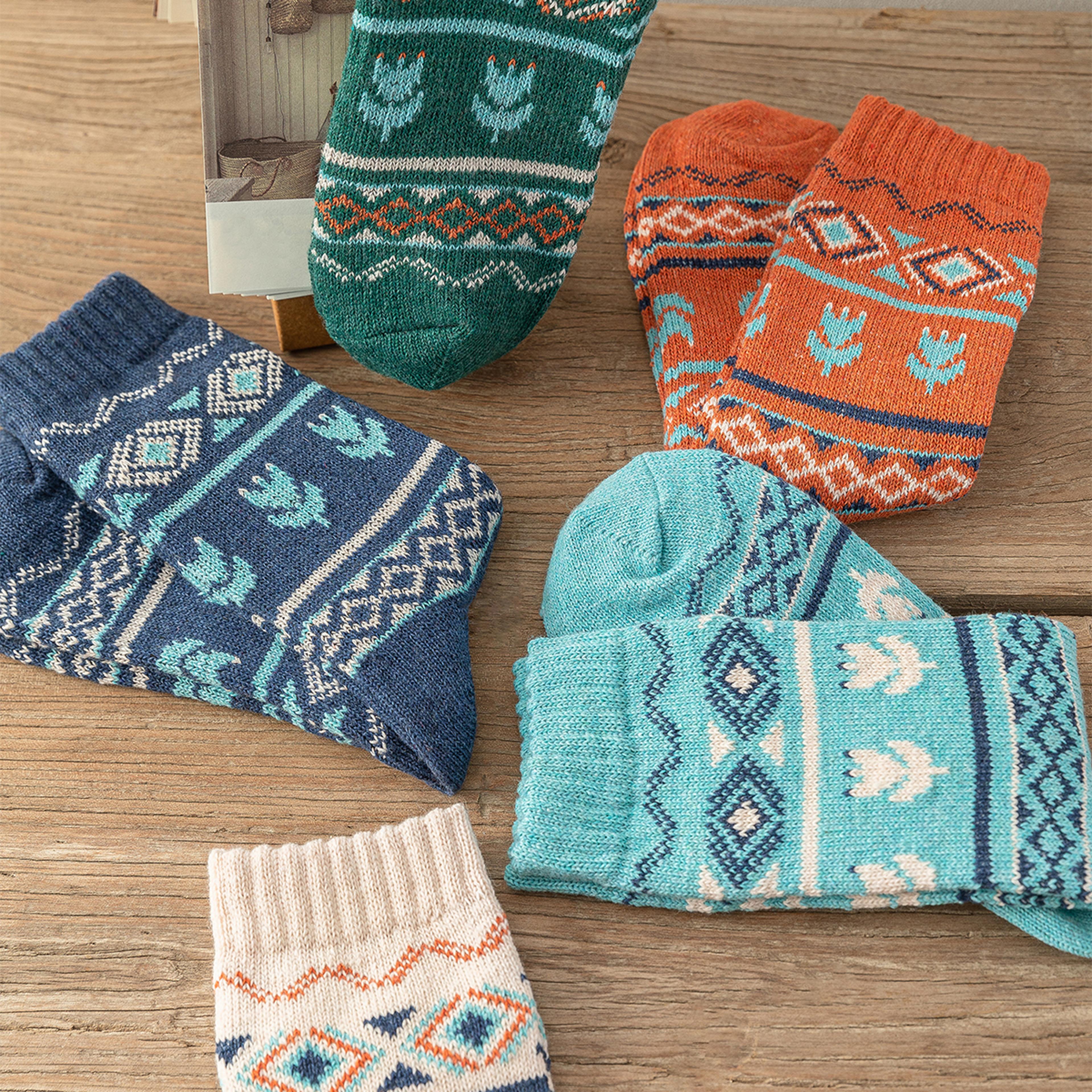 5 Pair Retro Floral Winter Socks Thick Warm Unisex Socks 3