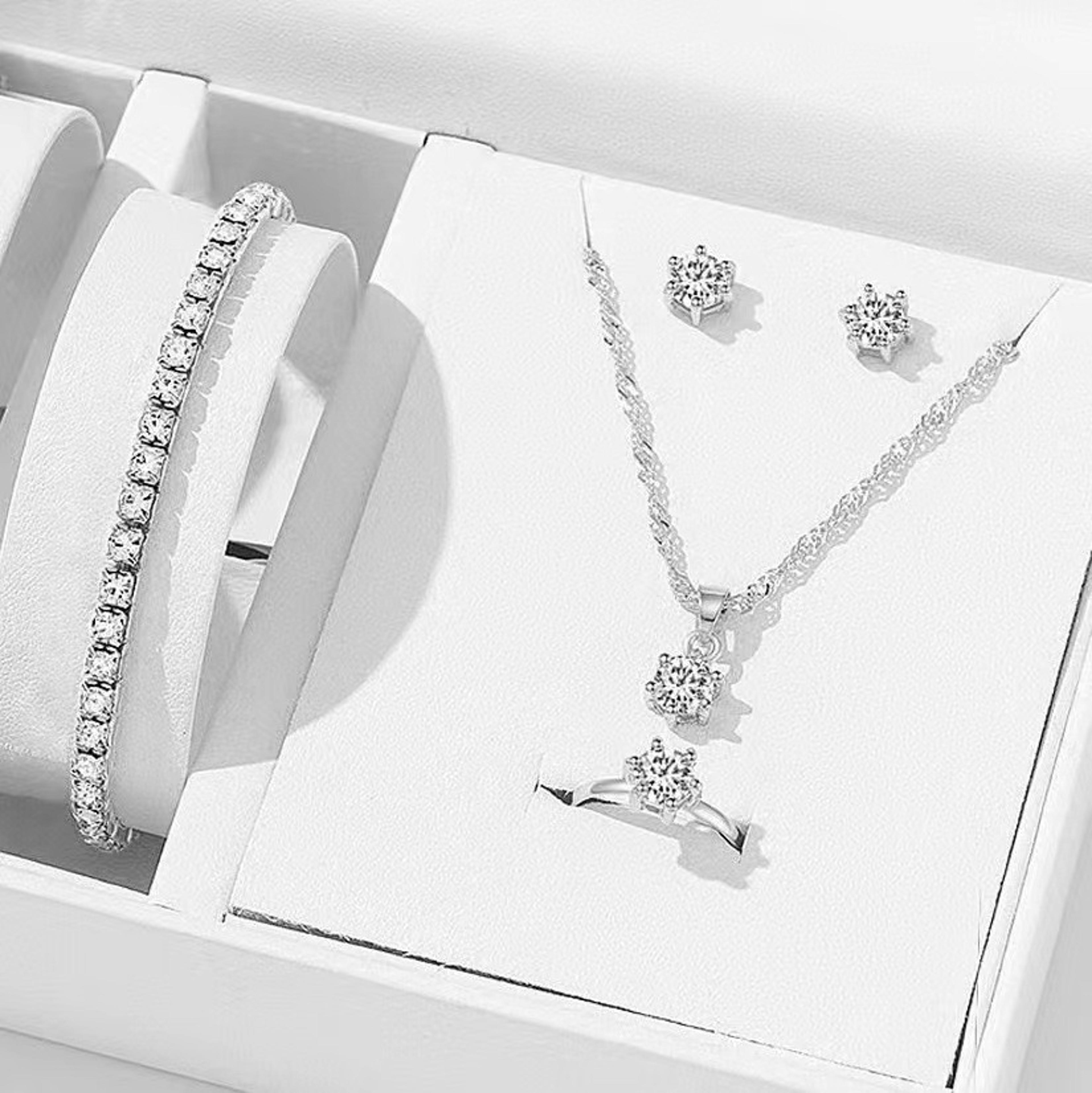 5-piece cubic zirconia jewelry set with necklace earrings ring and bracelet