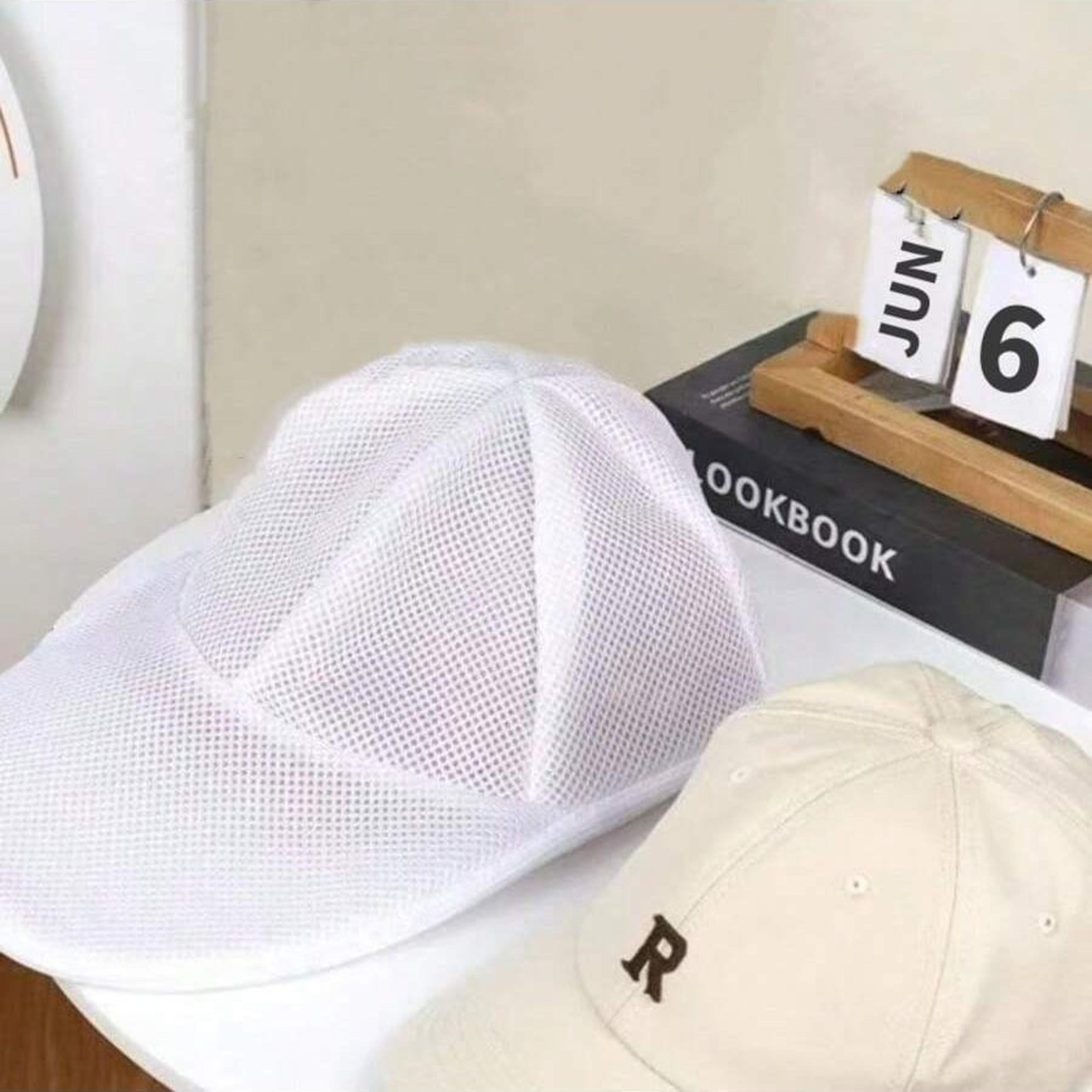 baseball cap washing bag polyester mesh hat laundry bag with optional hat support