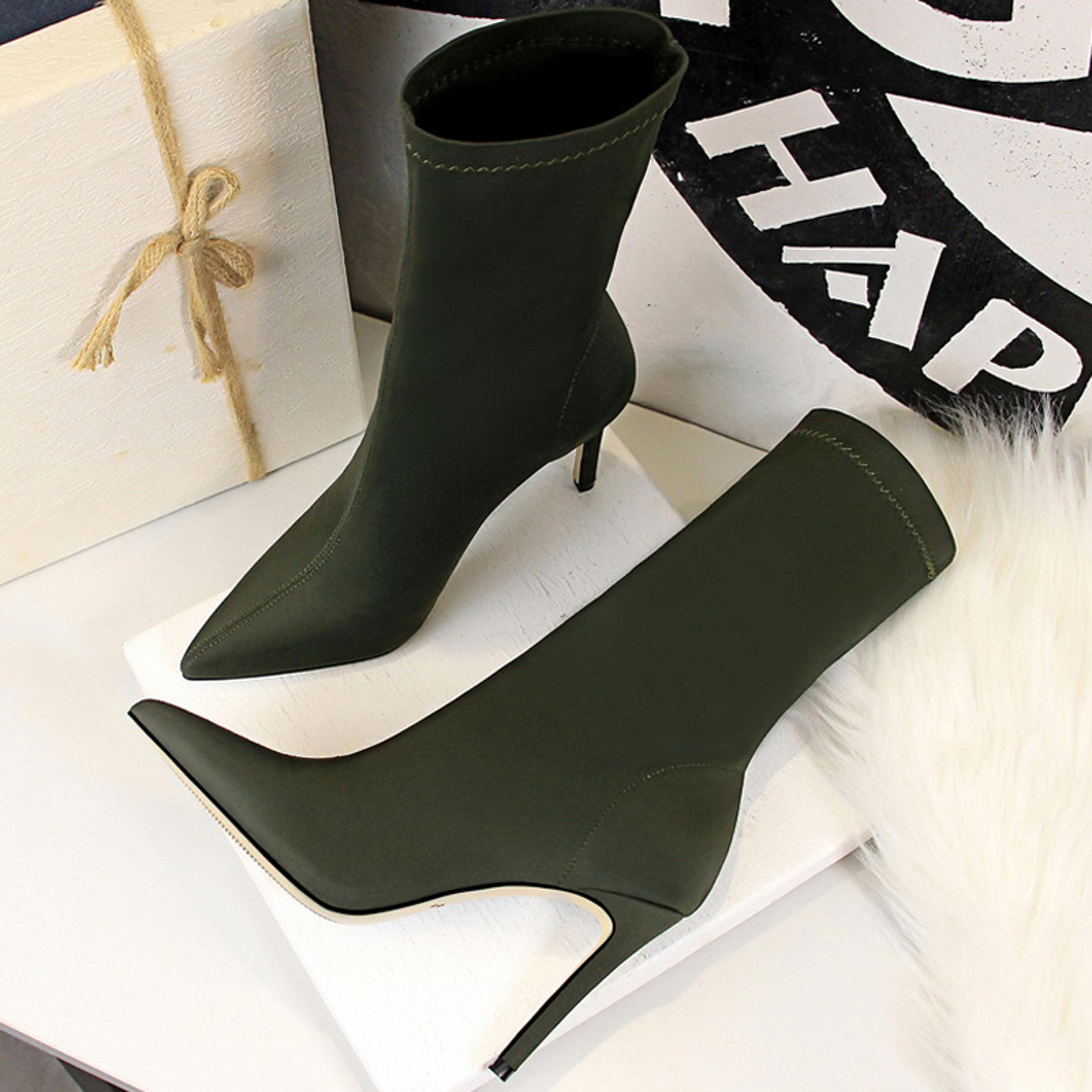 women's pointed toe ankle boots with stretch fit and stiletto heels