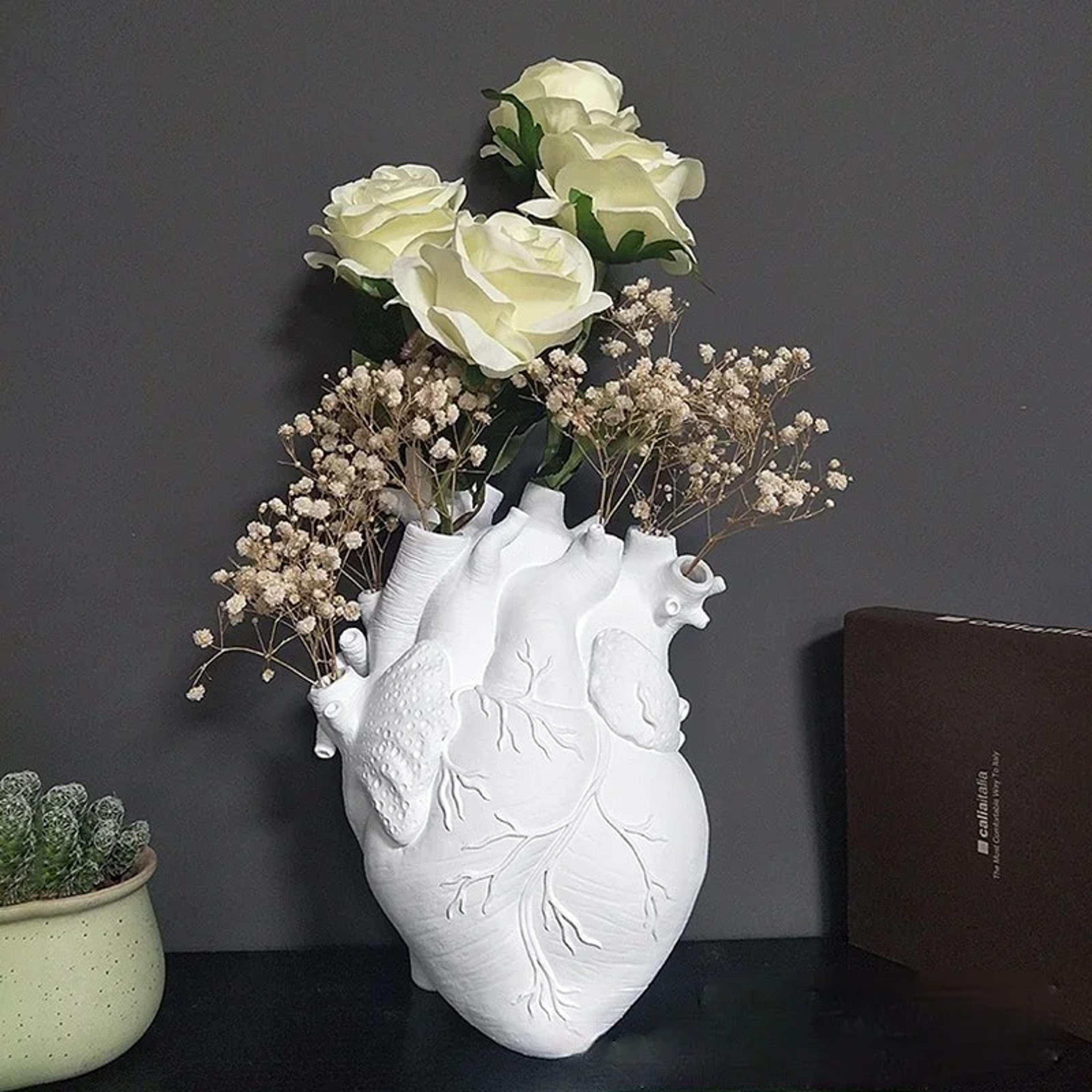 simulation anatomical heart-shaped vase: dried flower pot art for desktop home decoration