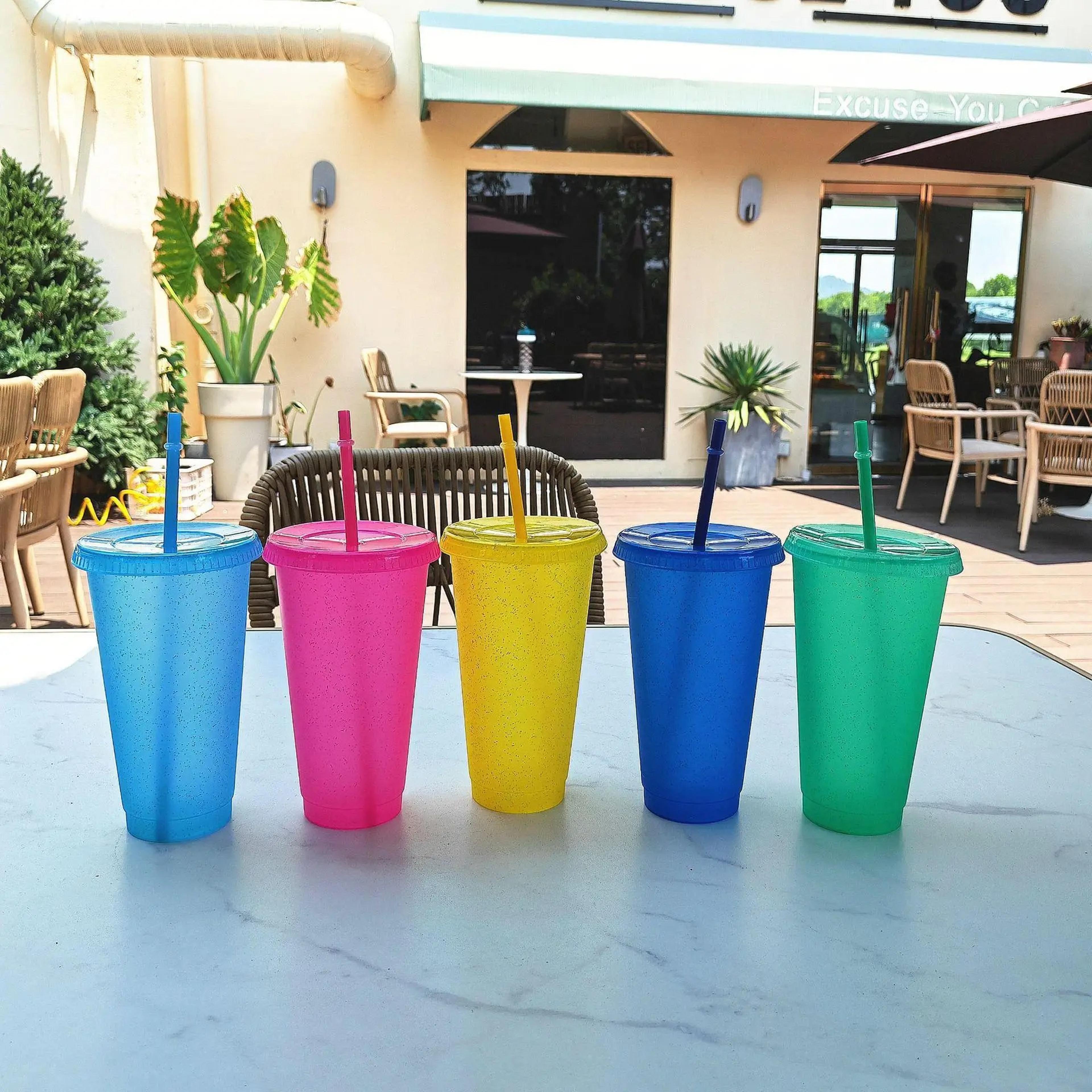 reusable glitter party cups with lids and straws for summer drinks and events