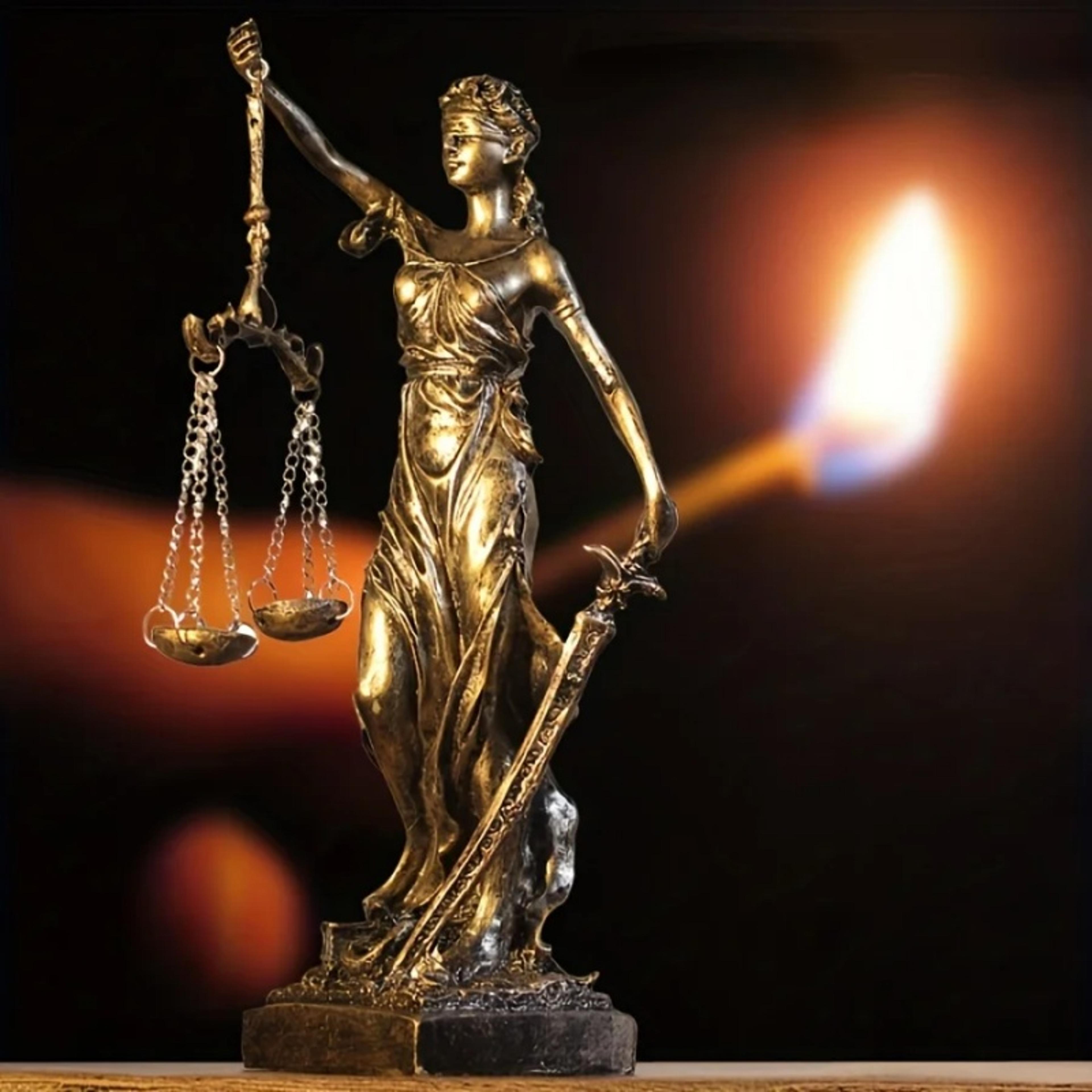 Vintage Goddess Of Justice Statue Retro Copper Lady Justice Figurine For Home Office Decor 2