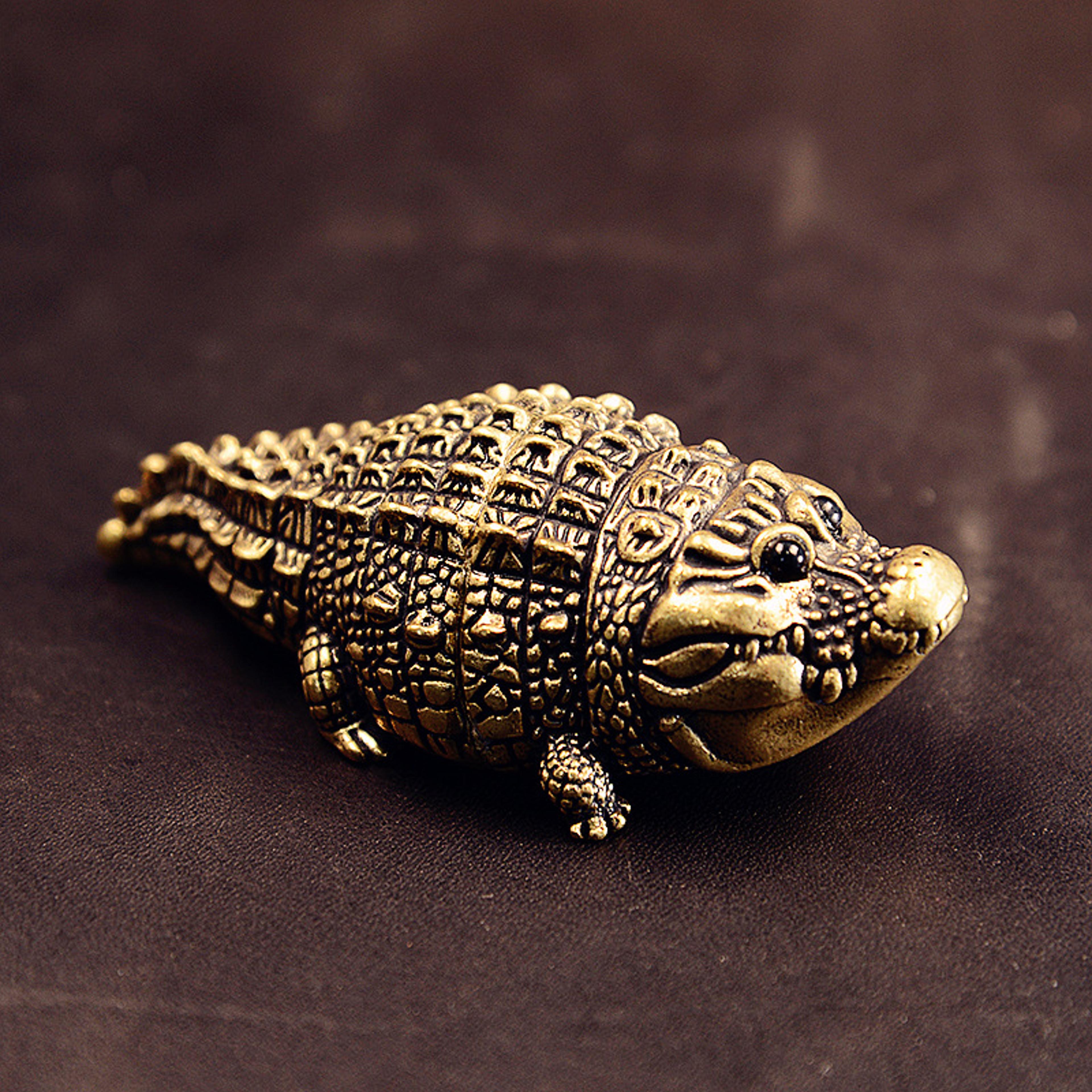 Vintage Brass Alligator Figurine Lucky Desk Ornament Animal Statue Decor 2