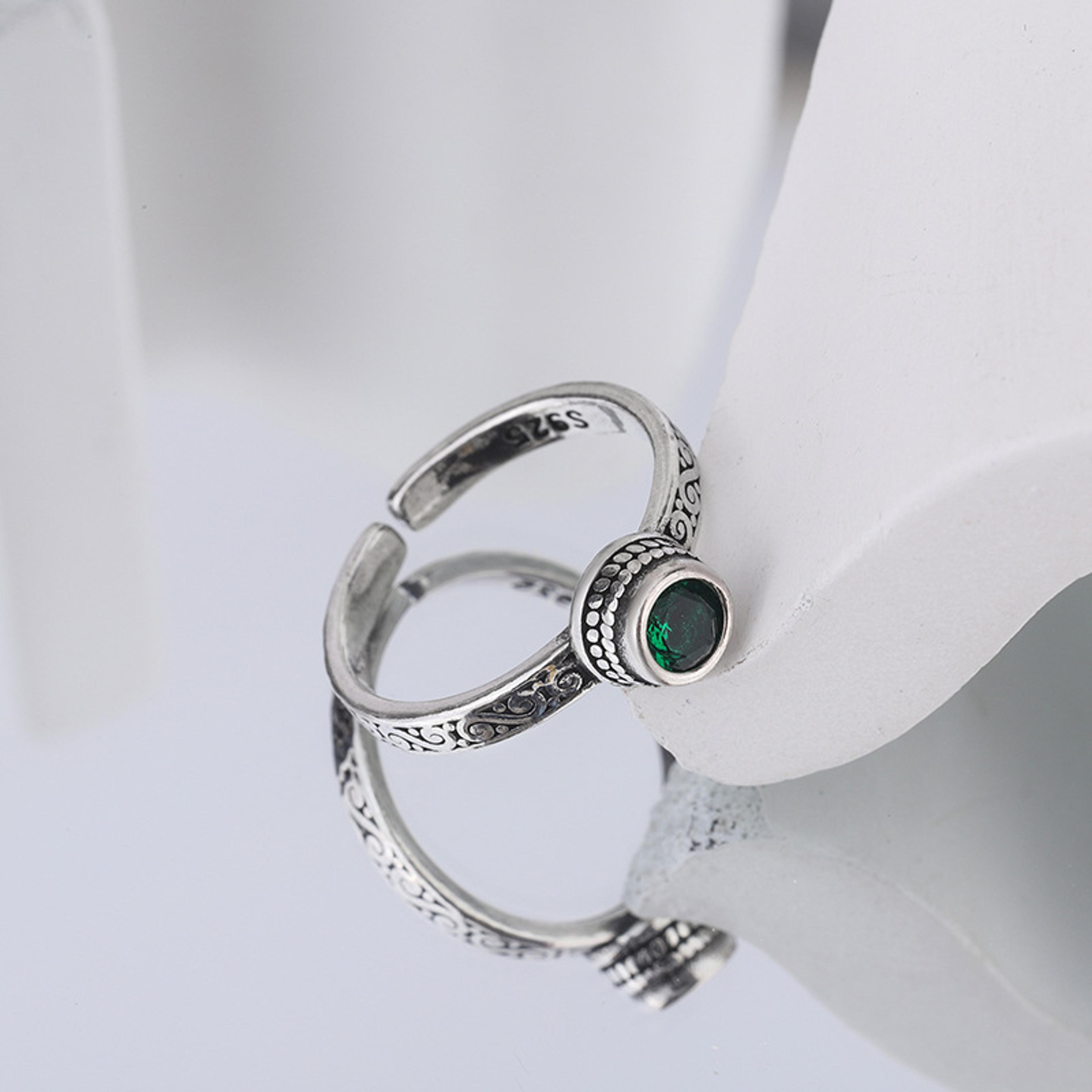 TOwhXIYANIKE-Vintage-Thai-Silver-Green-Zircon-Open-Cuff-Finger-Rings-for-Women-Girl-New-Fashion-Jewelry.jpg