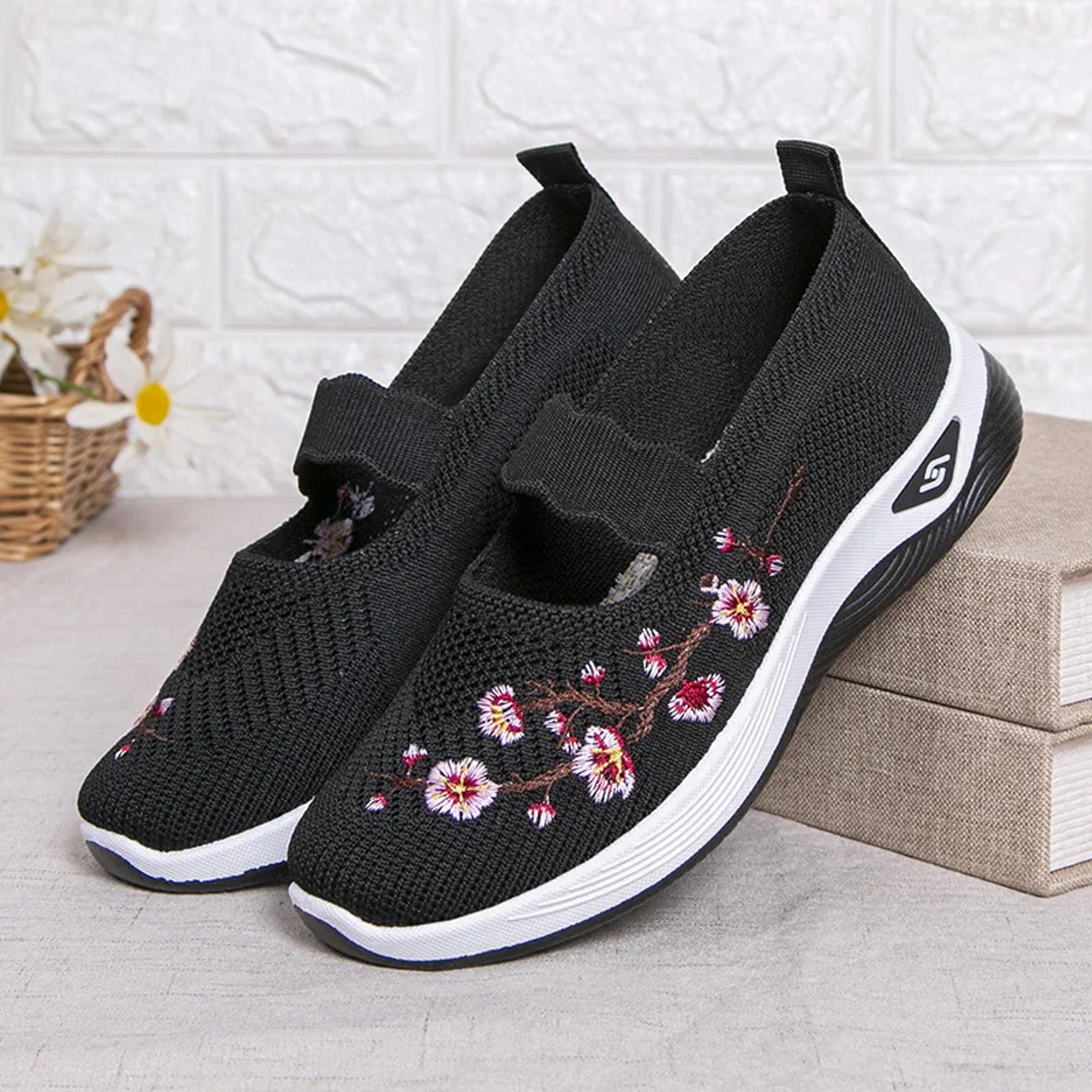 breathable embroidered chunky sole women casual sneakers for summer comfort