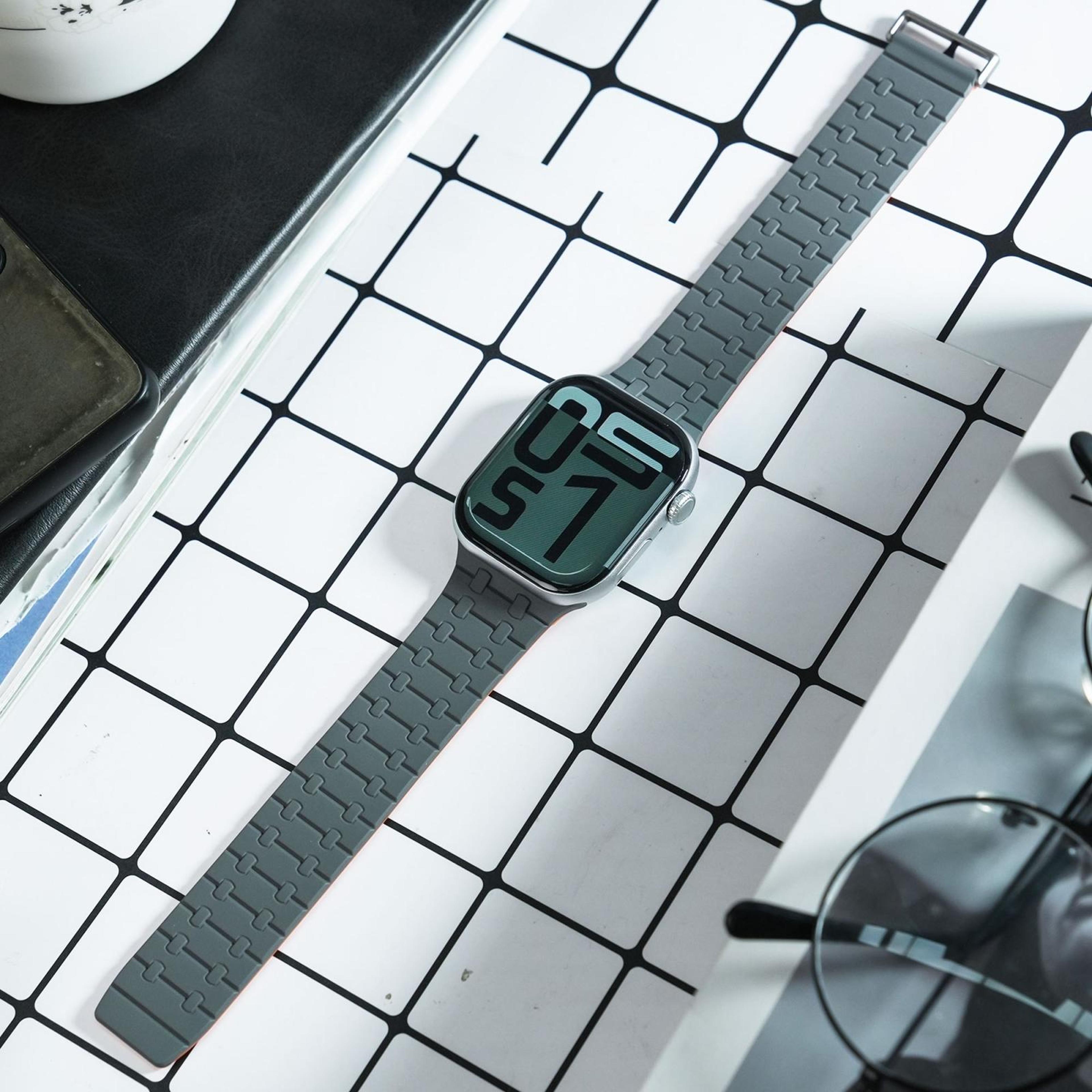 Dual Color Apple Watch Band Magnetic Silicone Strap For Apple Watch 12
