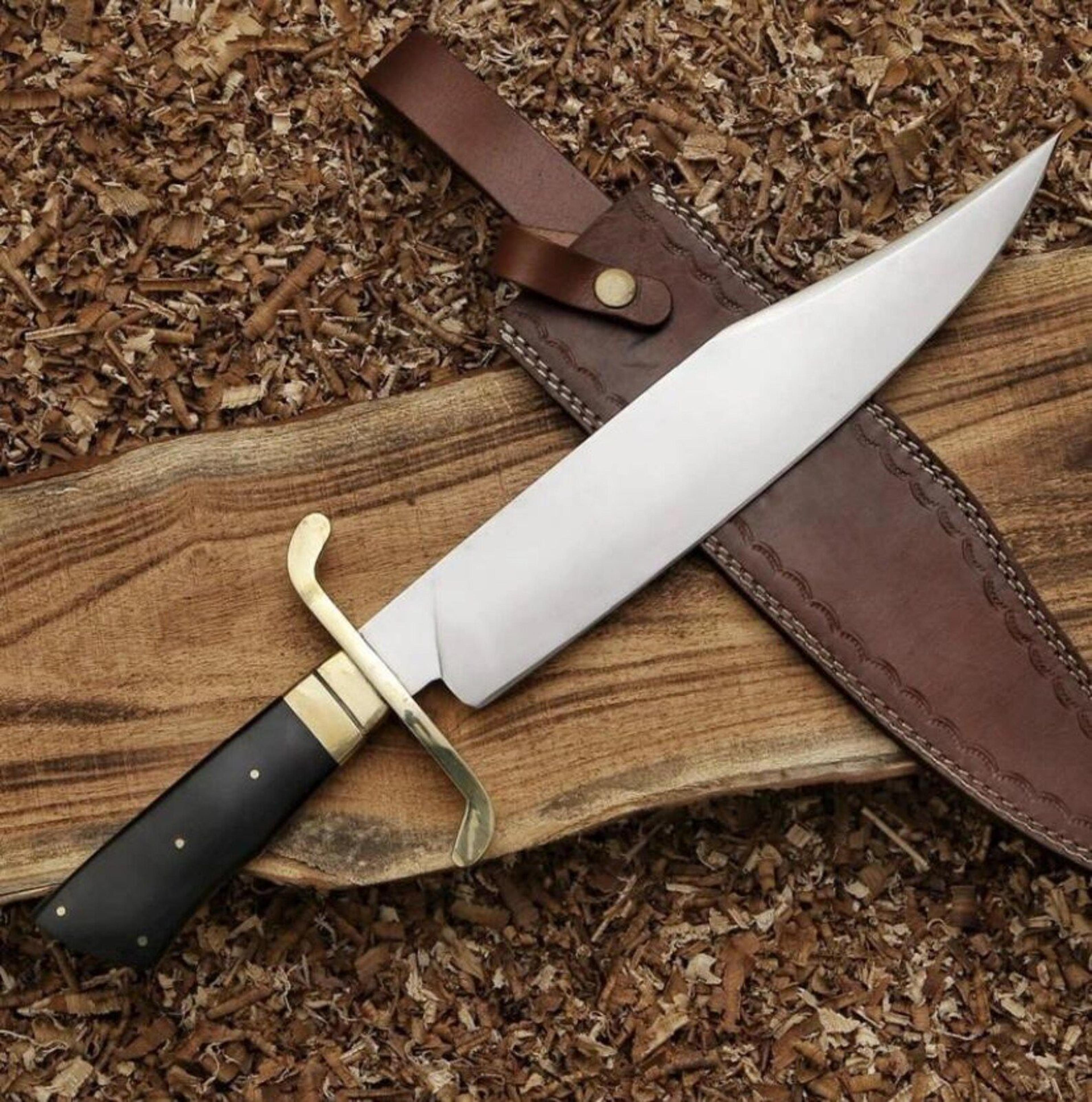 Handmade Bowie Knife With Leather Sheath Custom Fixed Blade Hunting Knife Brass Guard 2