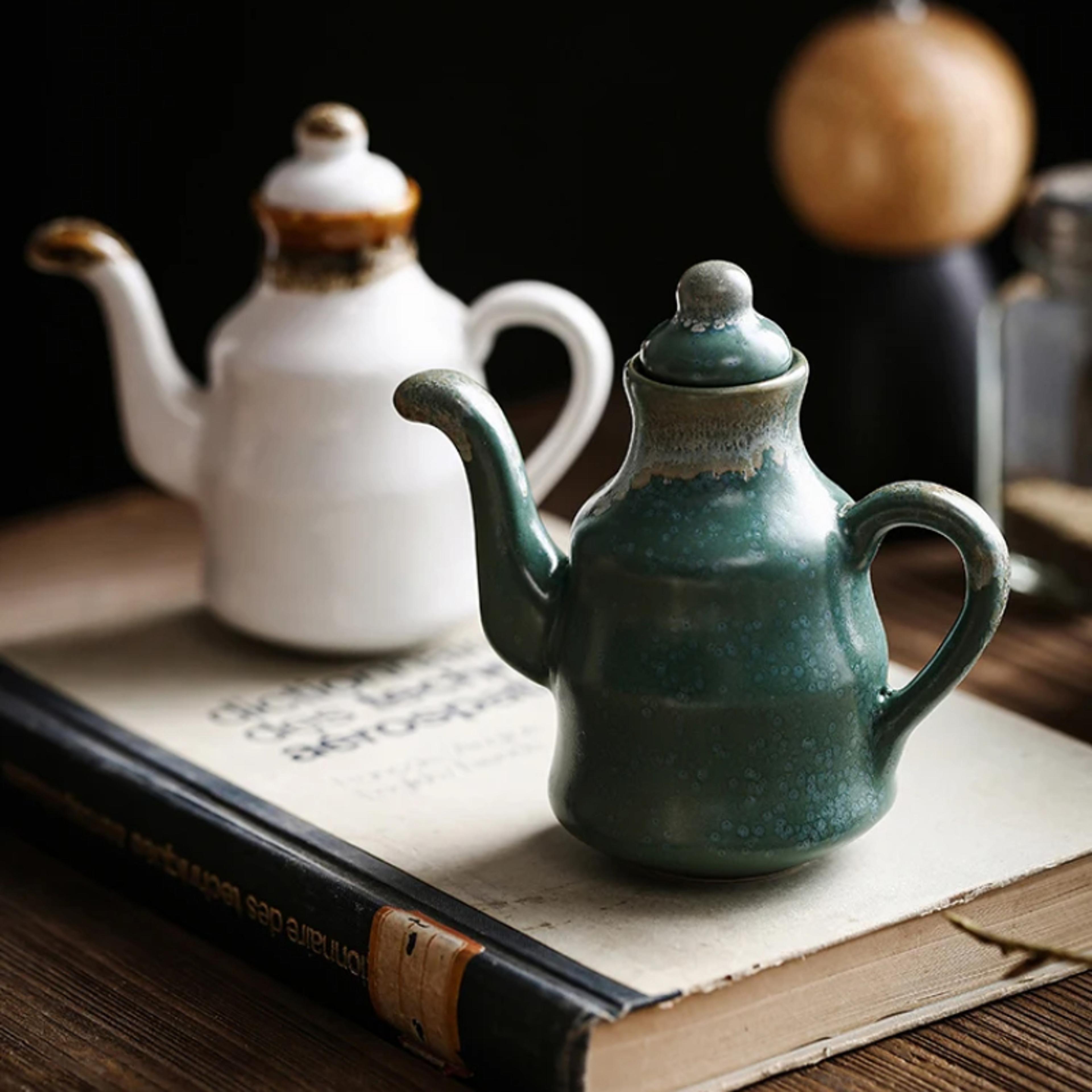 vinegar soy sauce ceramic spice jar, ceramic olive oil seasoning bottle, soy sauce tableware for hotel and restaurant