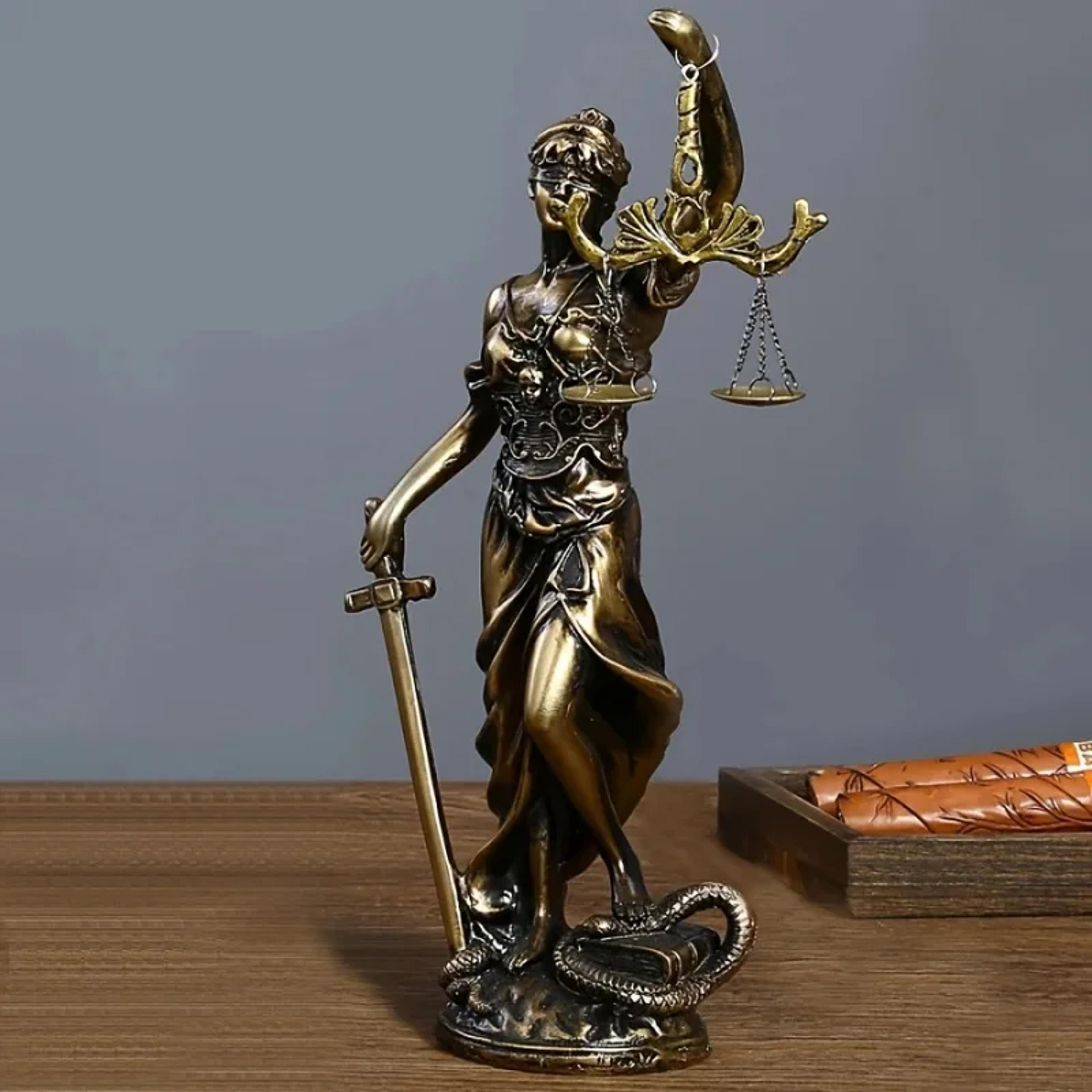 justice goddess statue, creative retro round bottom lawyer office ornament, desk decor gift