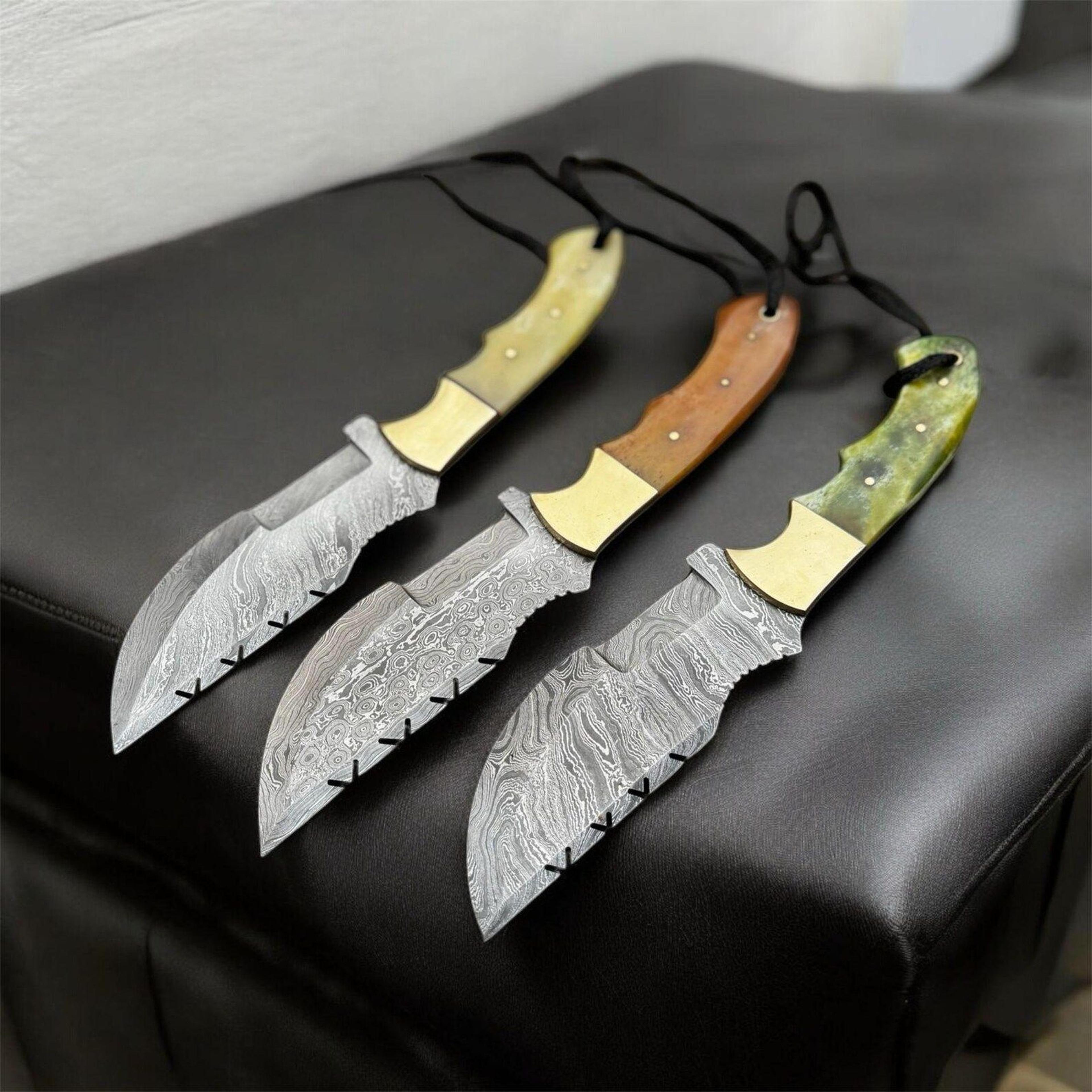 Handcrafted Damascus Tracker Knife With Natural Bone Handle And Full Tang Fixed Blade Hunting K 1