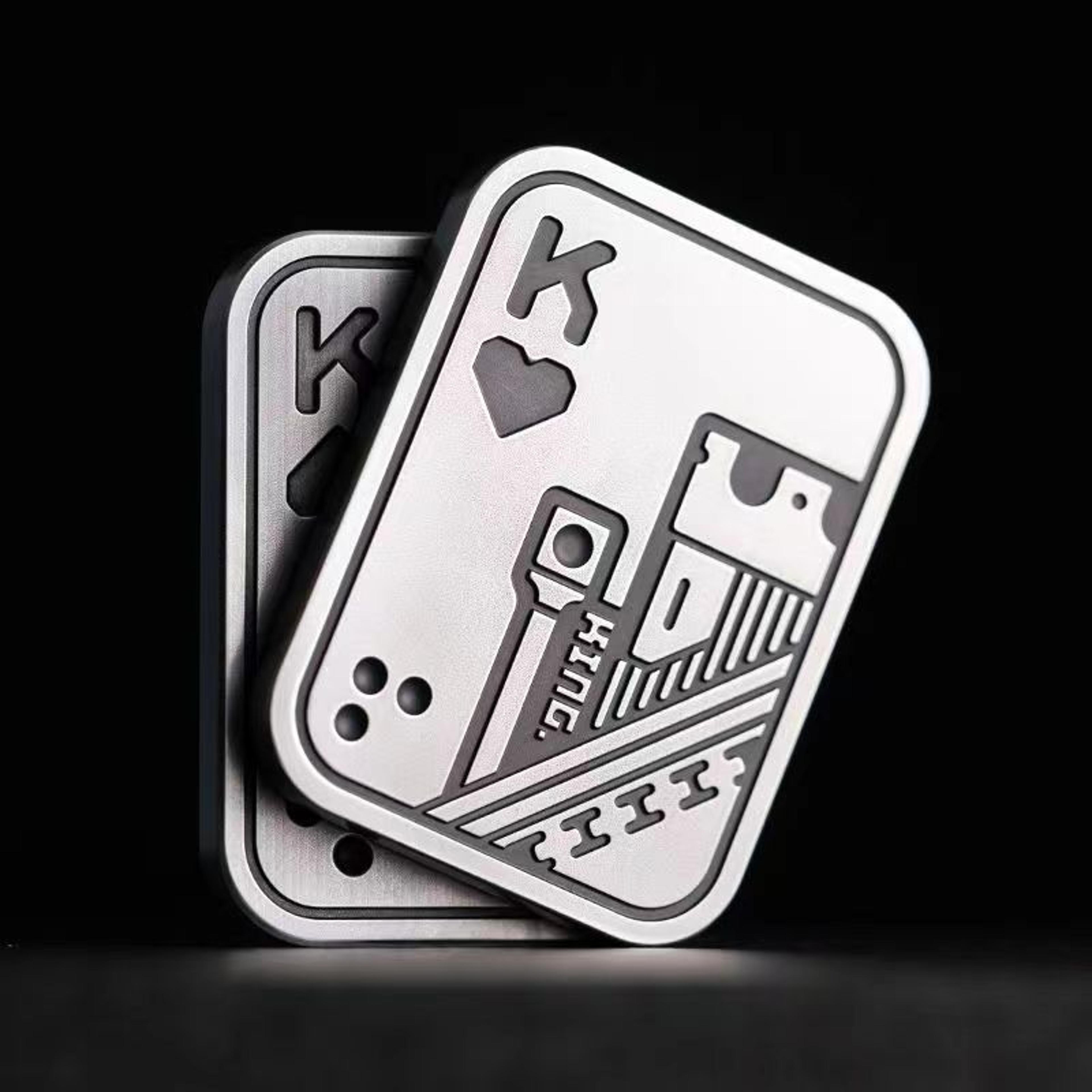 Metal Skull Push Fidget Toy AntiStress Spinner Portable Decompress Poker Toy Unique Adult Gift