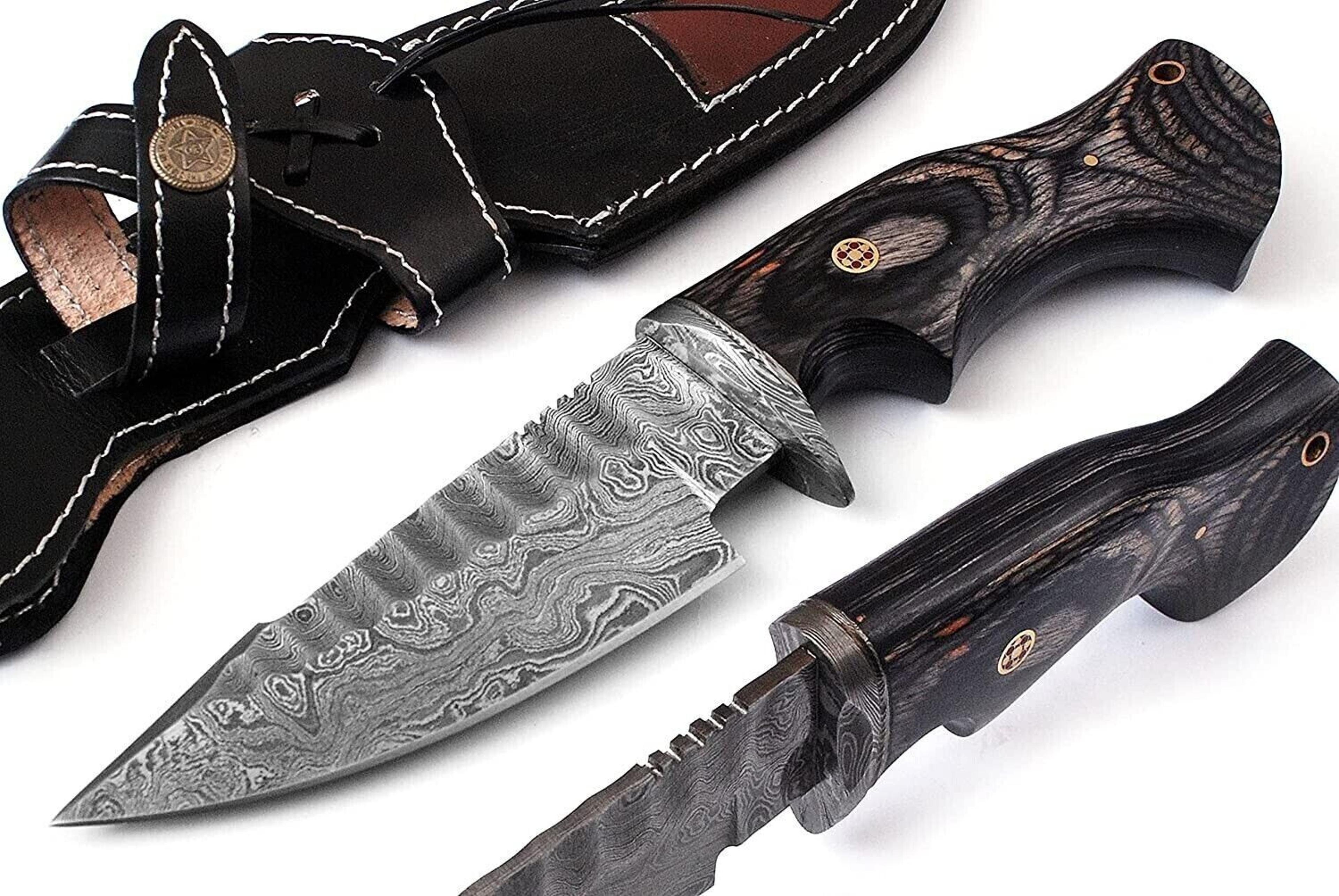handmade hunting knife crafted with real damascus steel- leather sheath - knives
