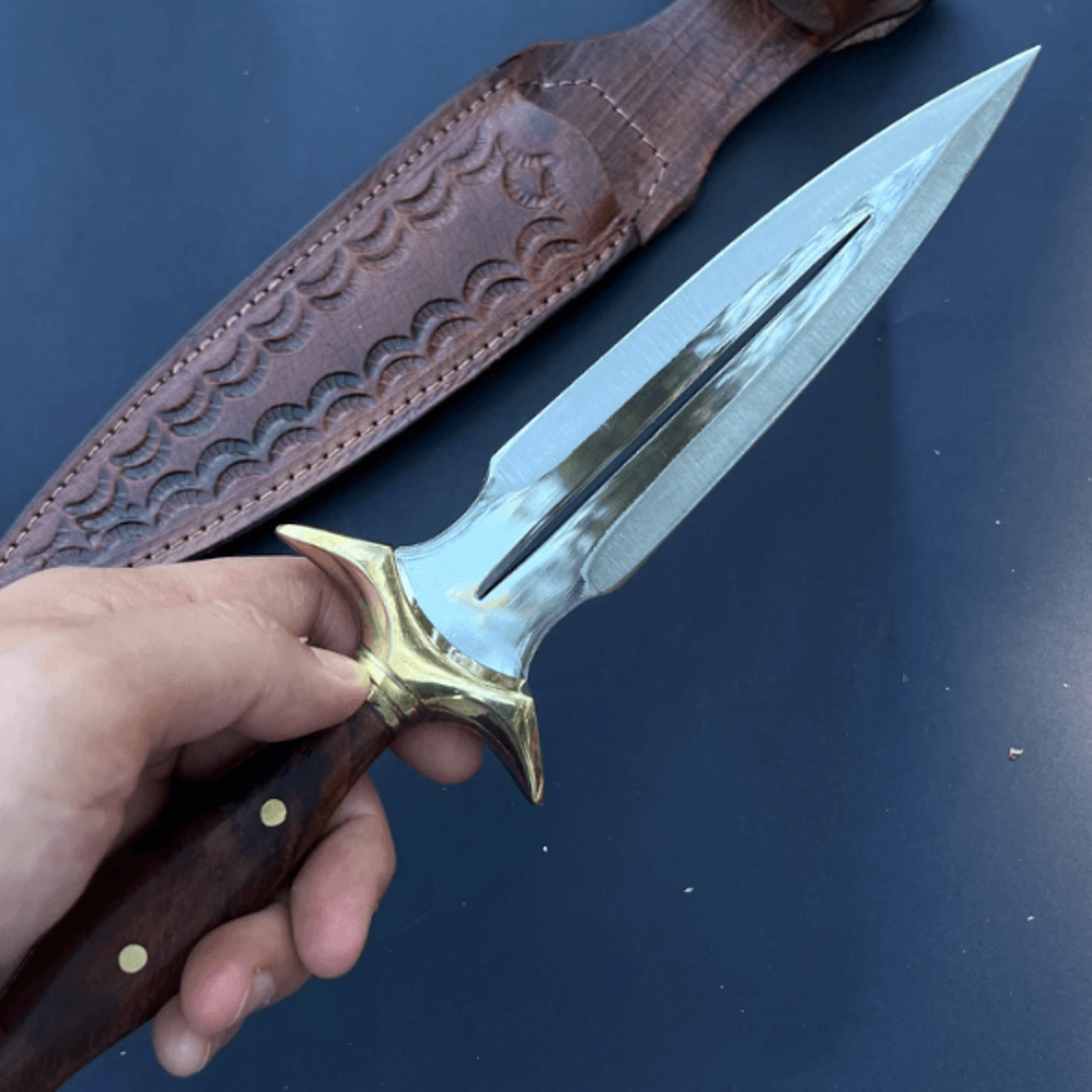 handmade 4116 stainless steel dagger knife 12 | walnut handle fairbairn–sykes style | double-edge blade | leather case