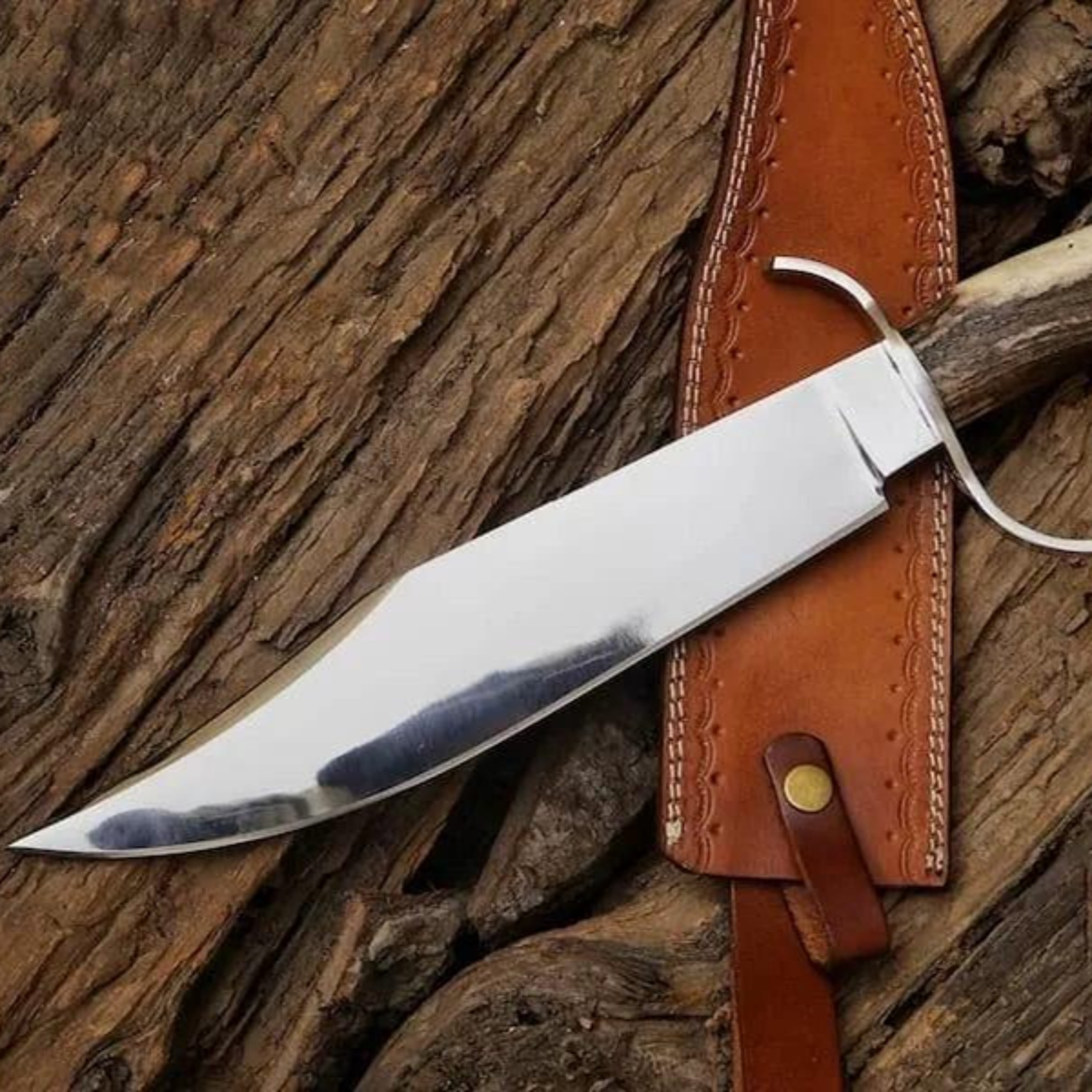 handcrafted 1095 steel bowie knife with stag horn antler handle and genuine leather sheath