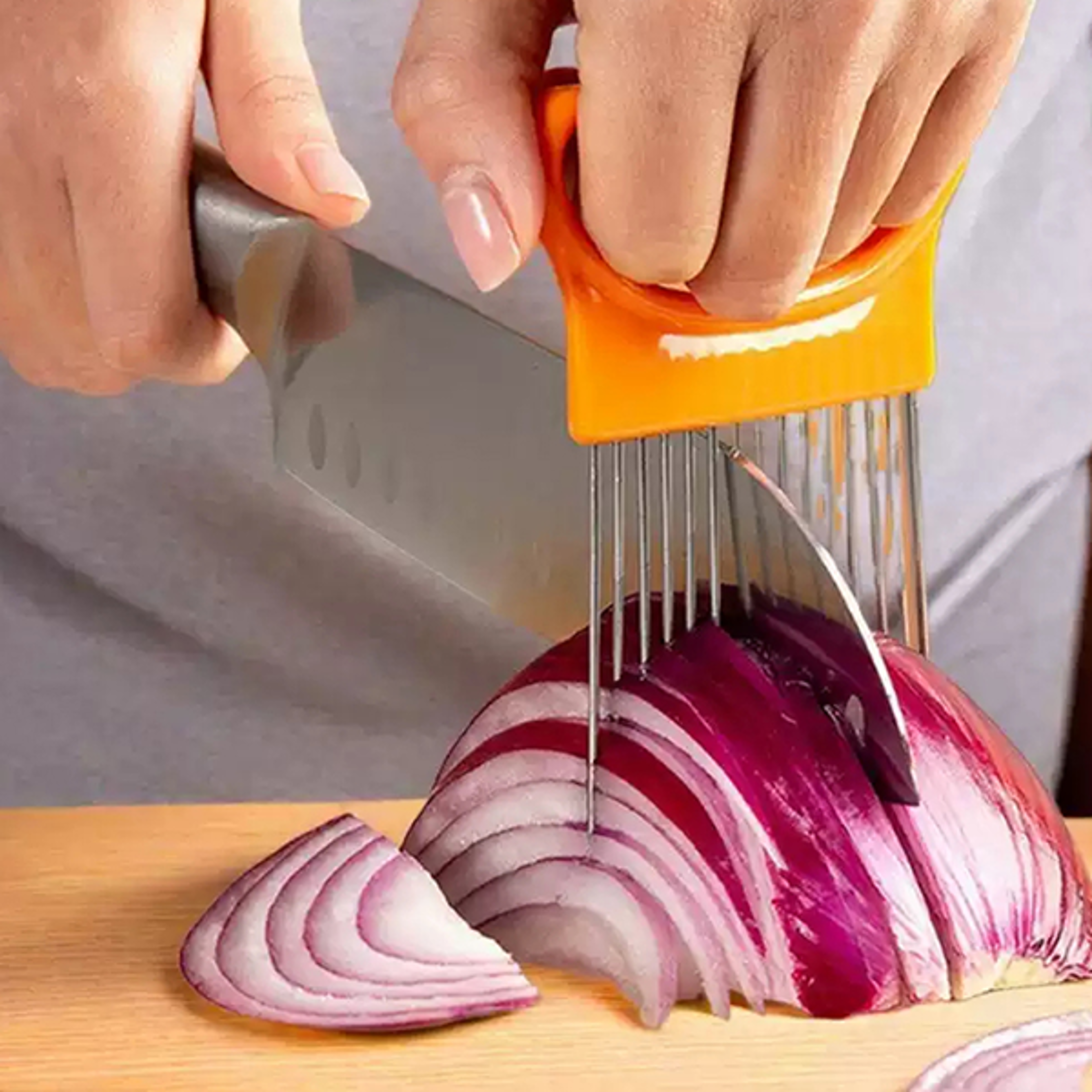 heartgrip onion holder & vegetable slicer guide onion holder slicer, vegetable slicing aid, kitchen cutting tool