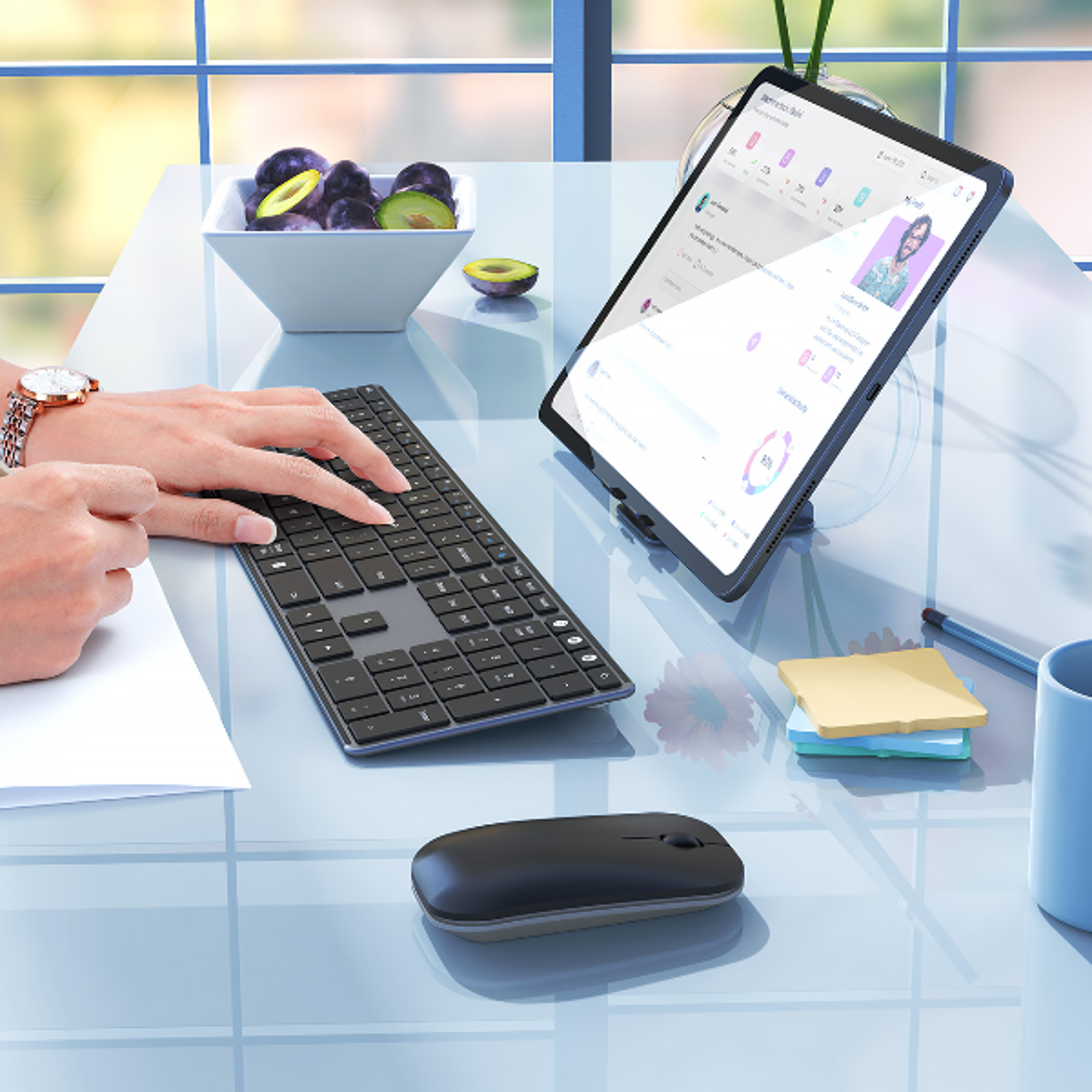multi-device bluetooth keyboard & mouse combo, seenda rechargeable slim wireless set for win/mac, laptop, tablet, pc