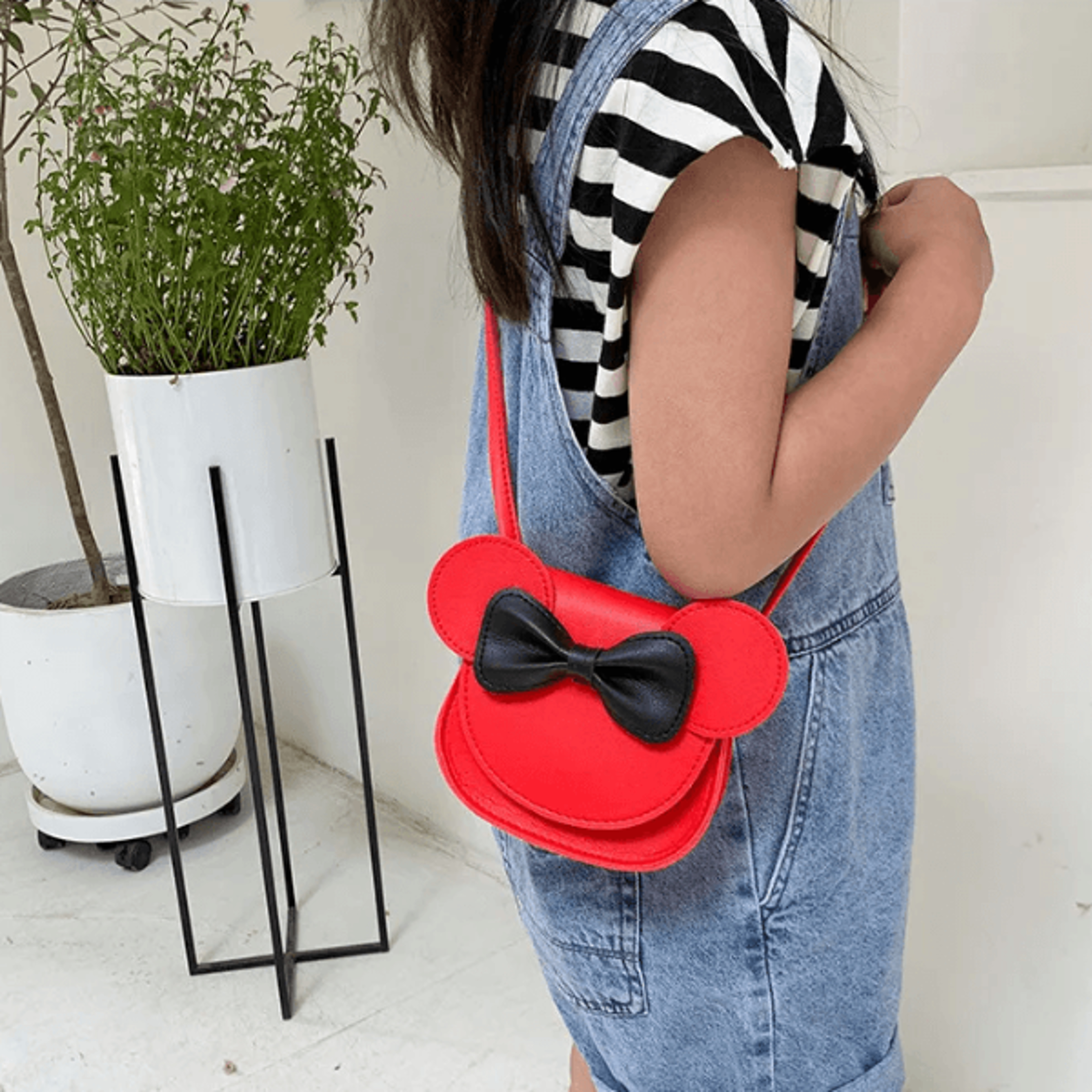 Cute Mouse Mini Shoulder Bag for Girls Disney Cartoon Messenger Bag  Fashion Small Crossbody Bag