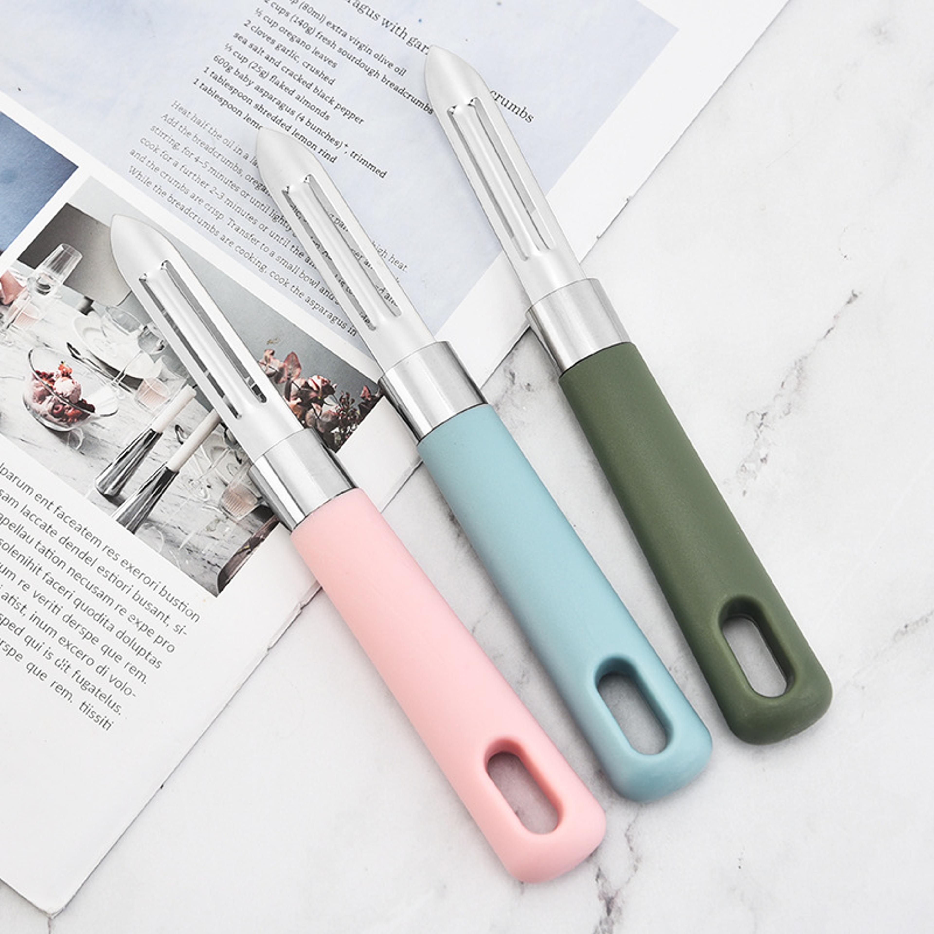 Manual Stainless Steel Vegetable Peeler For Potatoes And Fruit 1