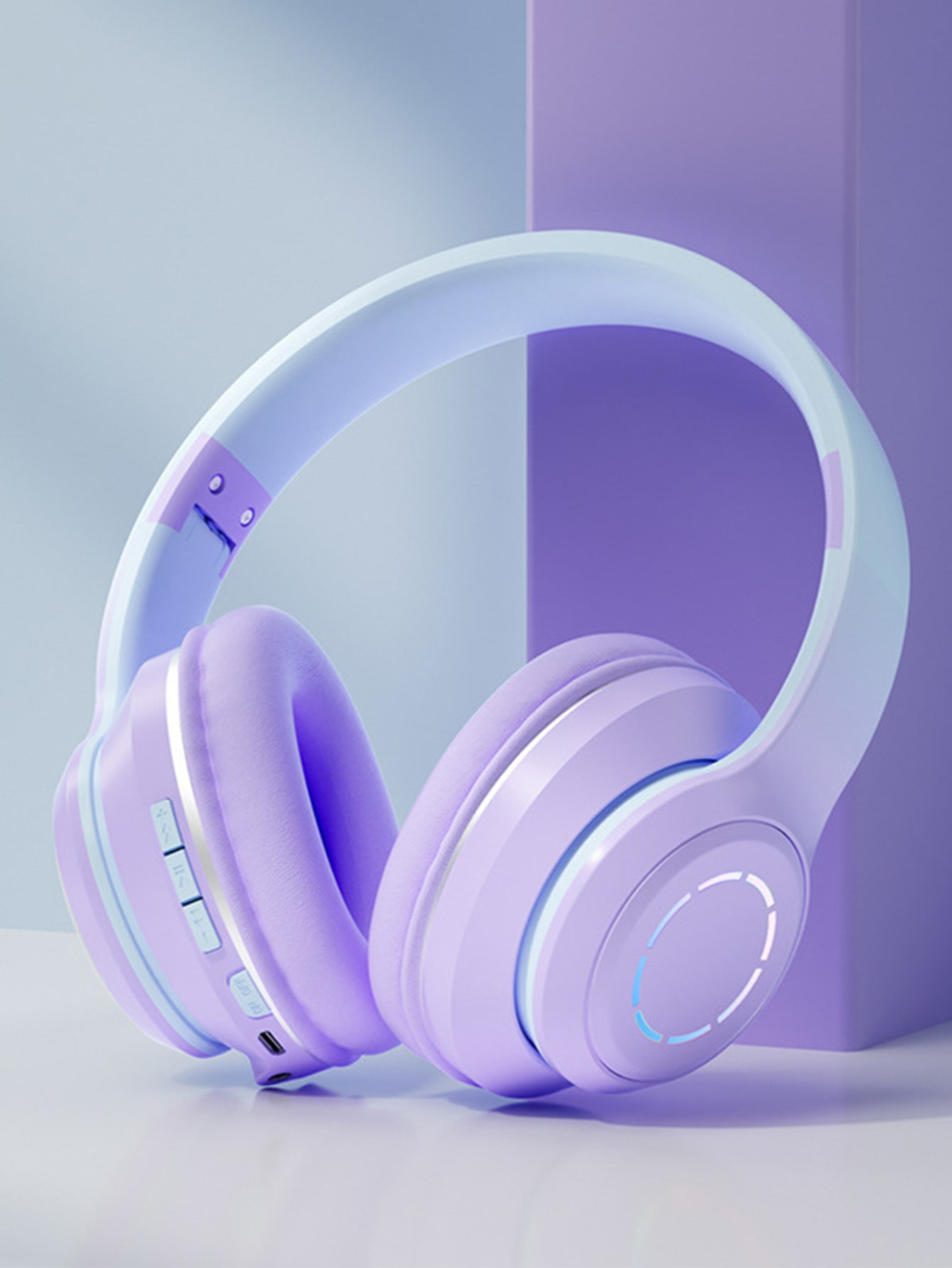 Wireless Gradient RGB Gaming Headphones With Noise Cancellation  Long Battery 5