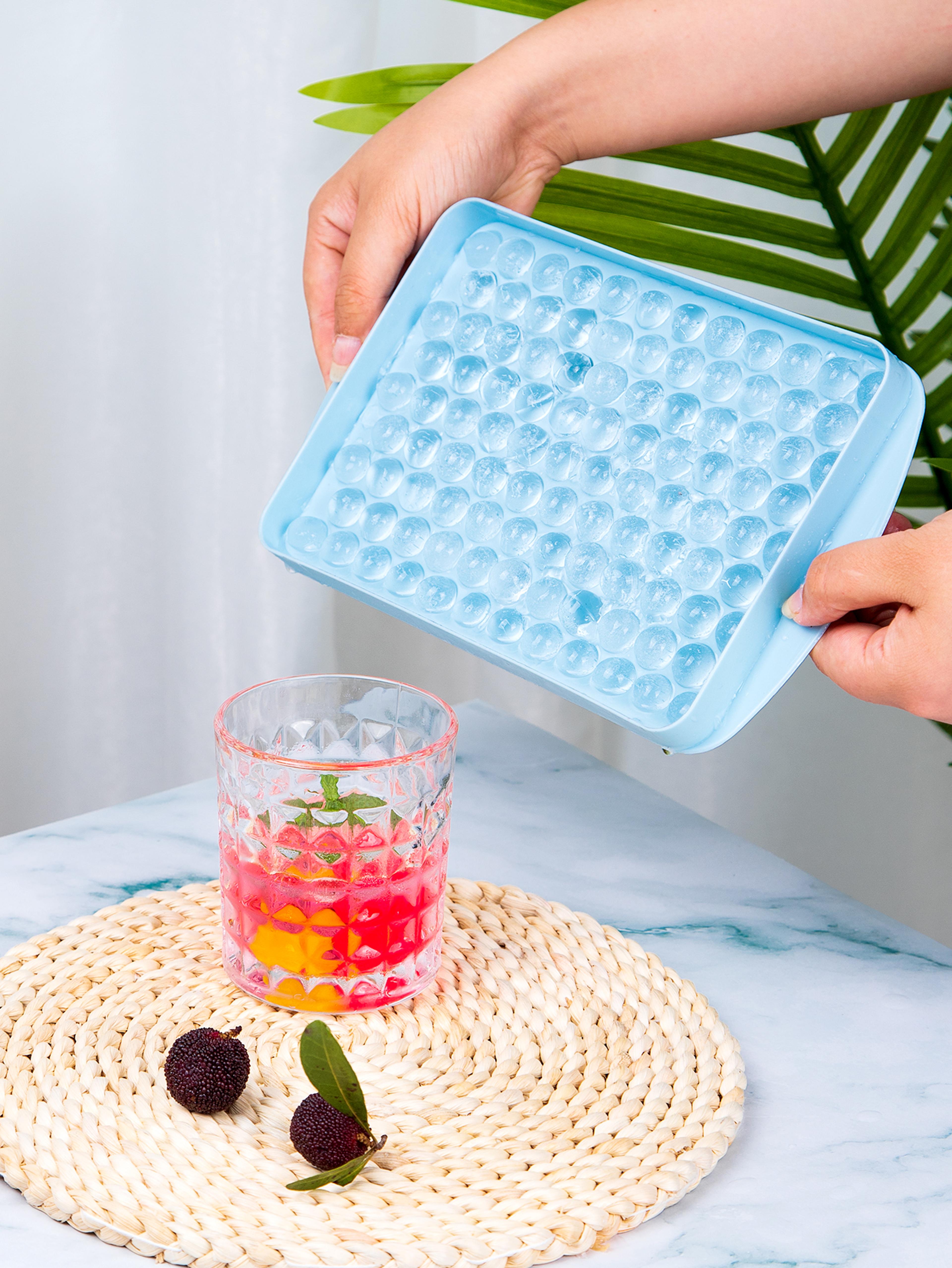 Premium Silicone Ice Cube Tray Cube Stackable Ice Molds With Lid 2