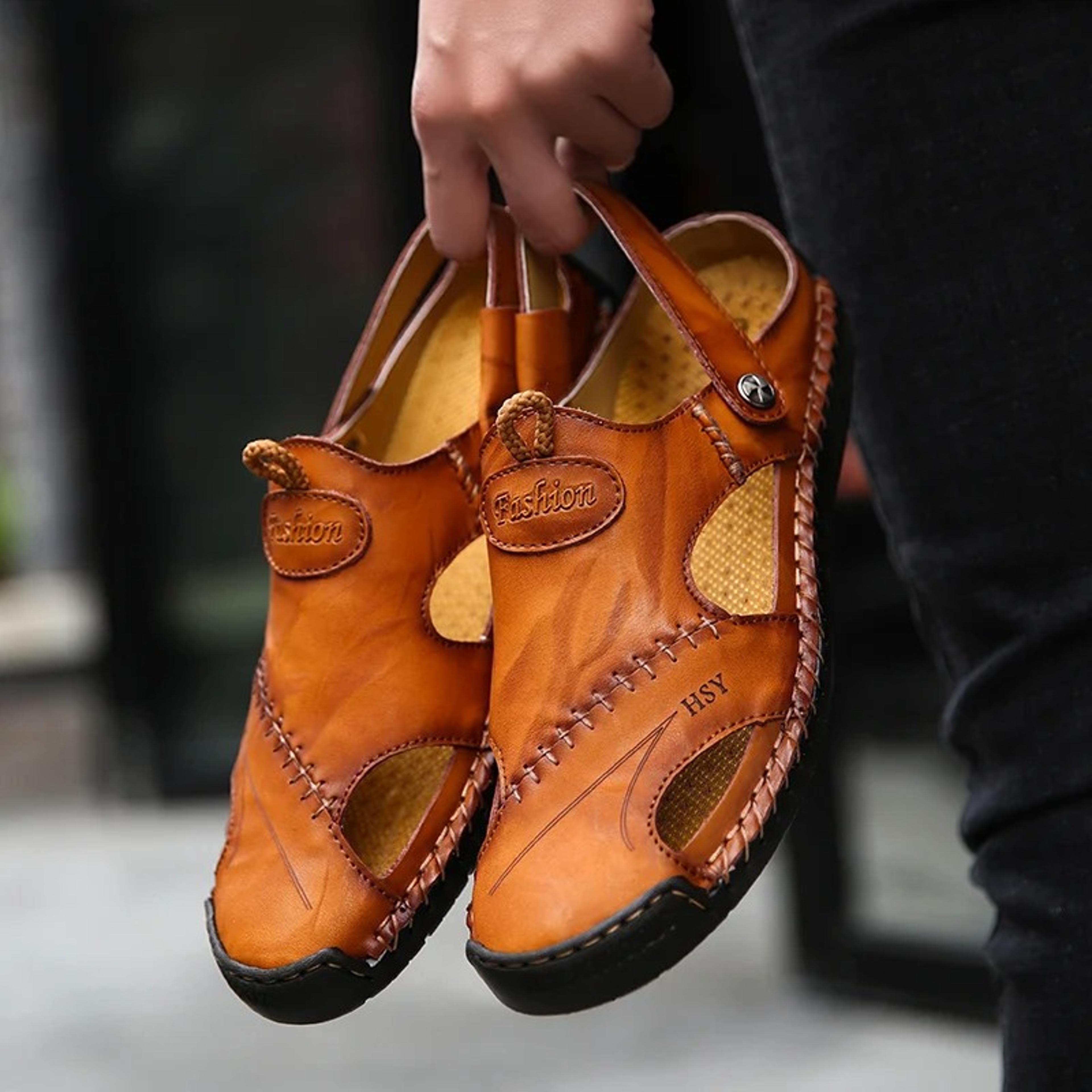 Men Summer Sandals Leather Classic Roman Sandals Beach Flip Flops Trekking Outdoor Water Sneakers S 1