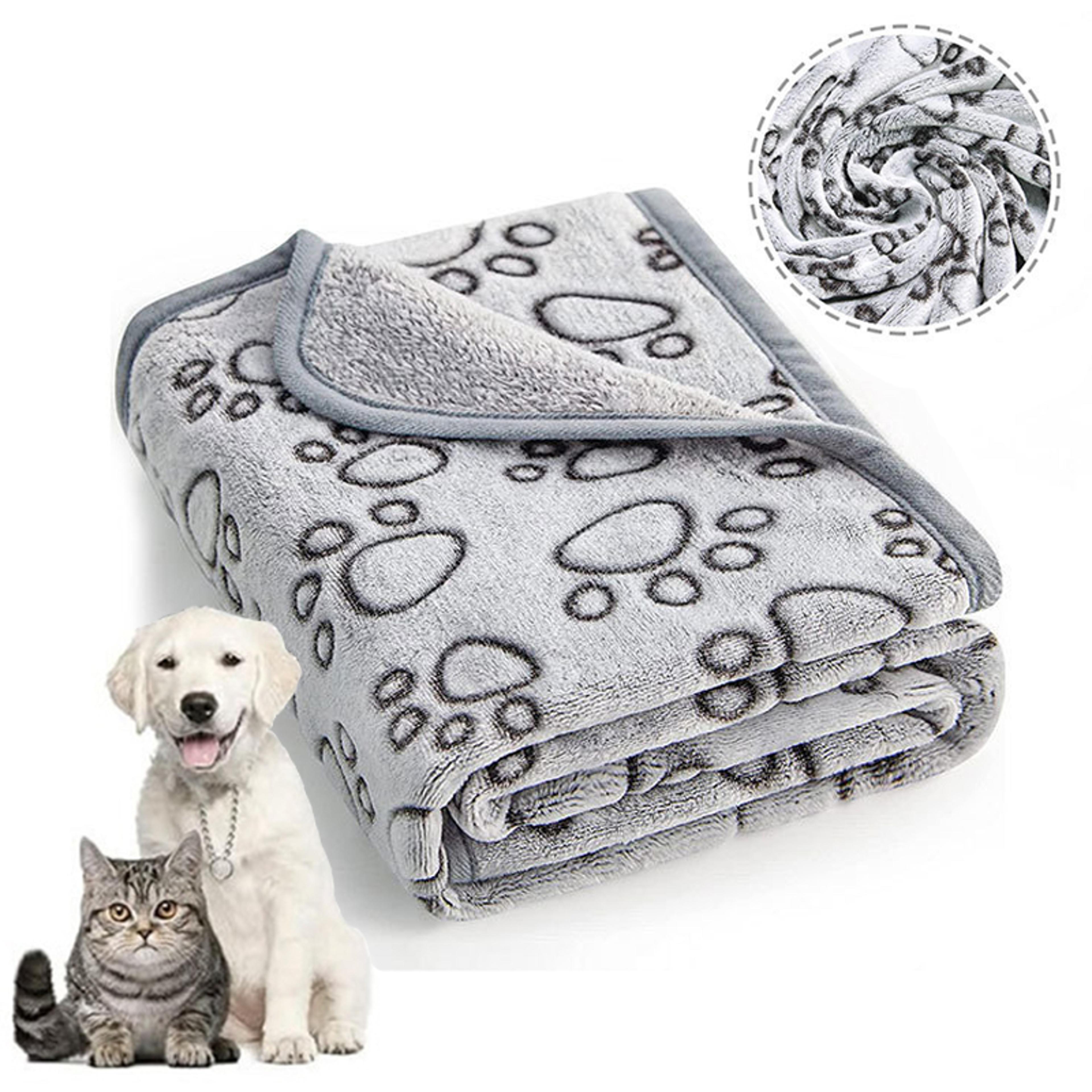 fluffy cartoon pattern pet blanket soft, warm mat for cats and dogs