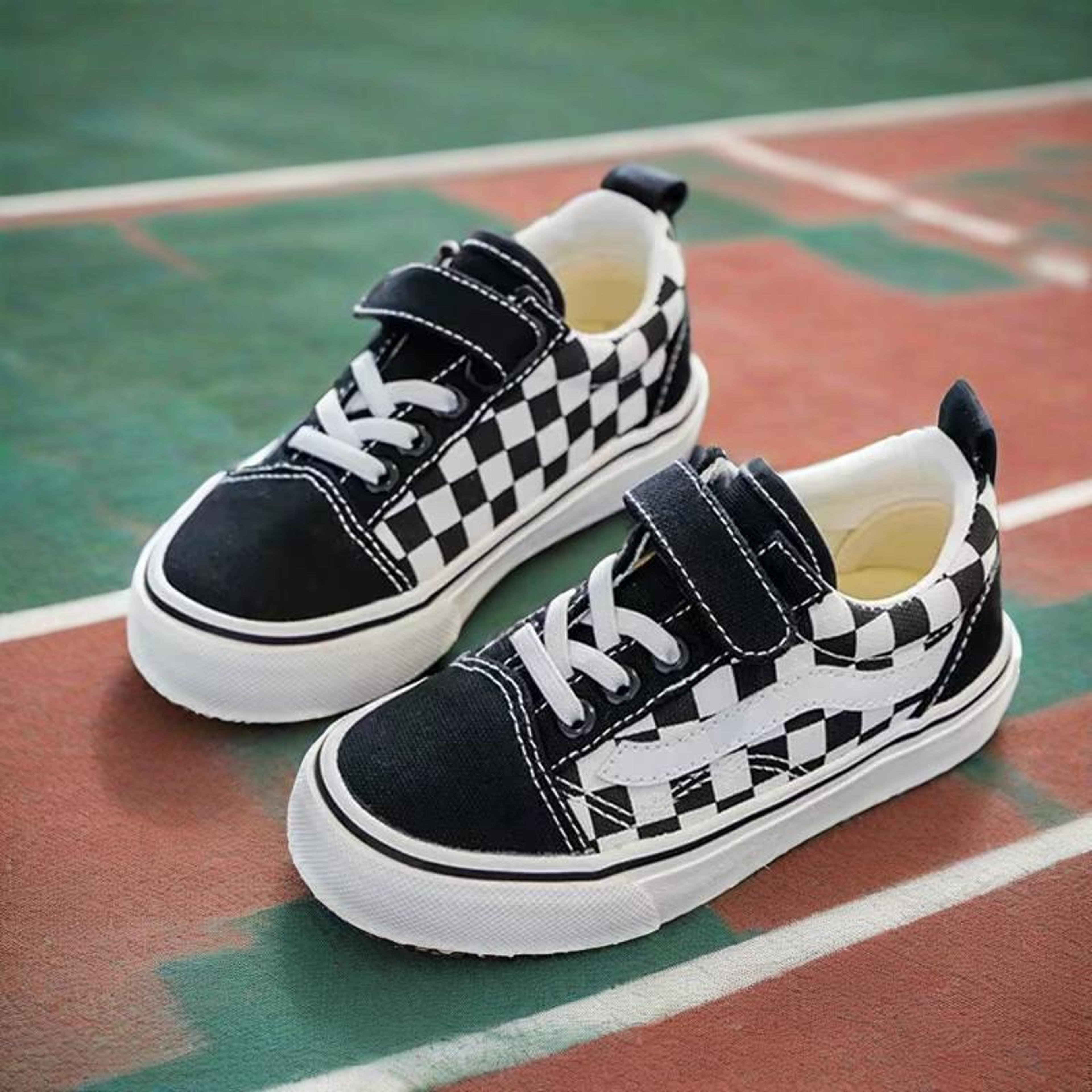 Fashionable Canvas Shoes For Kids Teen Boys And Girls Soft Sport Running Sneakers 3