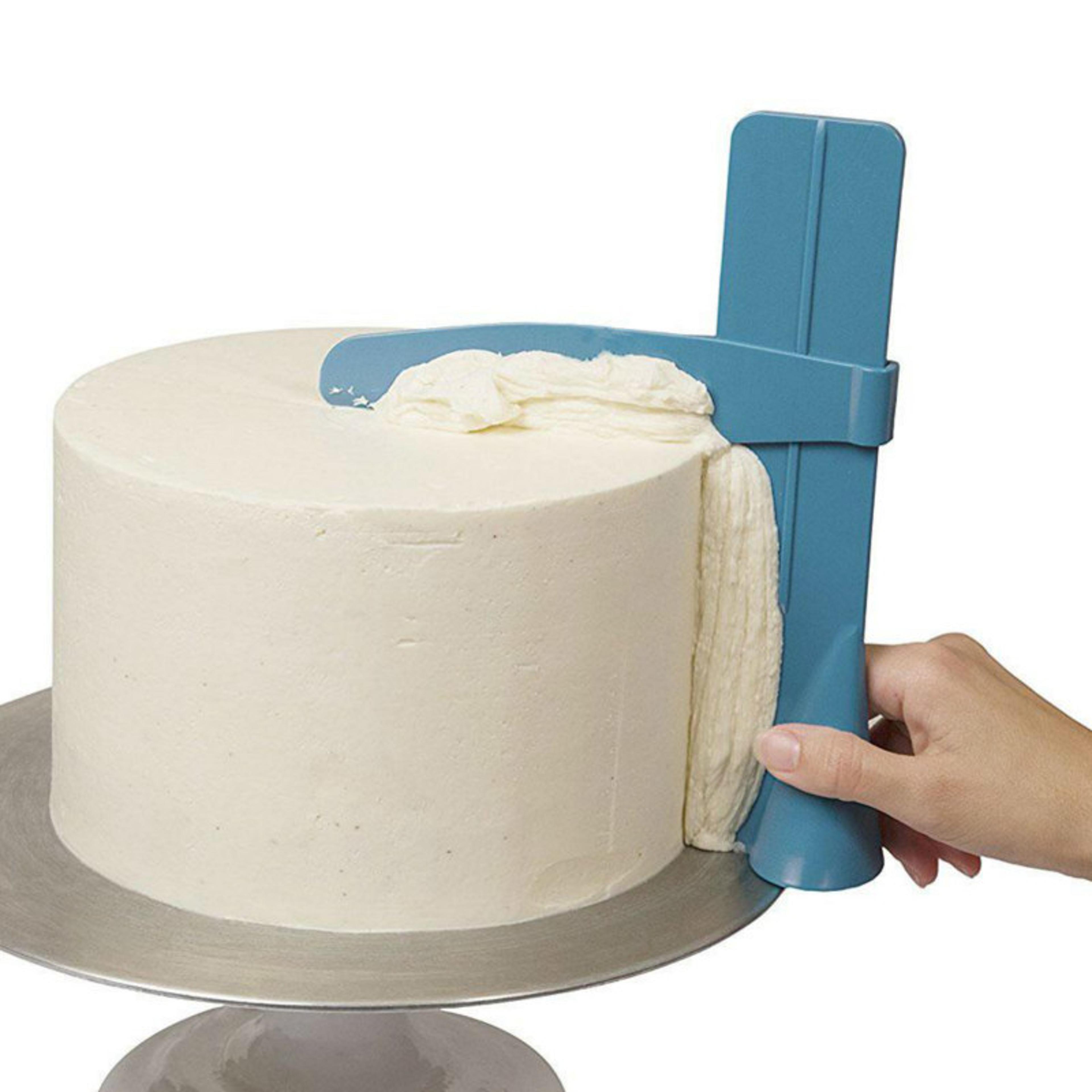diy cake decorating tips set with stainless steel nozzles and silicone icing bag