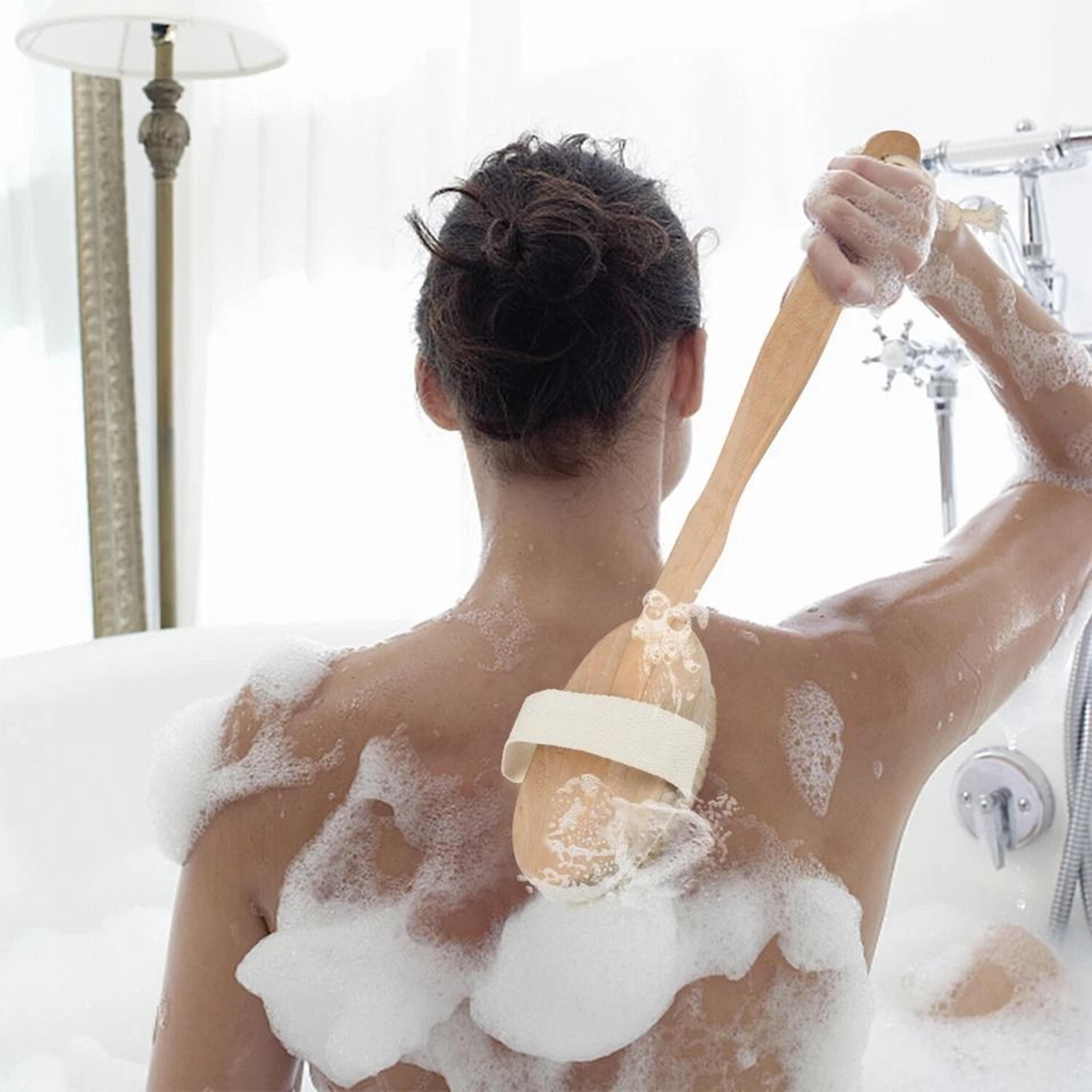 long wooden handle bath body exfoliating brush, shower back scrubber for clean & glowing skin