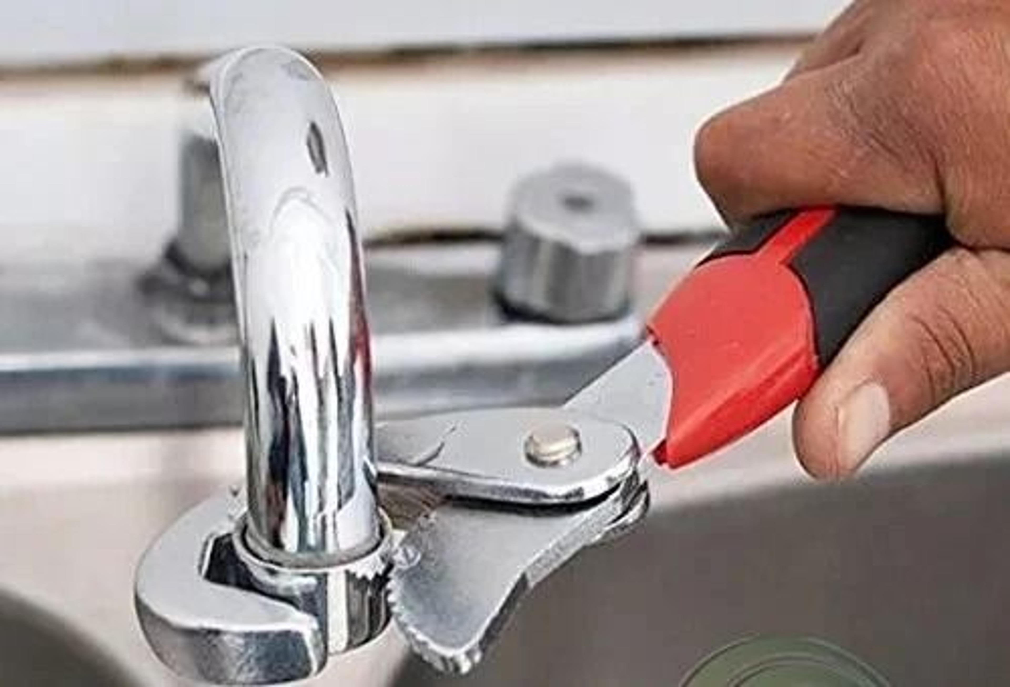 Universal Wrench Adjustable Spanner Quick Multifunction Tool For Home Repairs Plumbing Garden Mecha 4