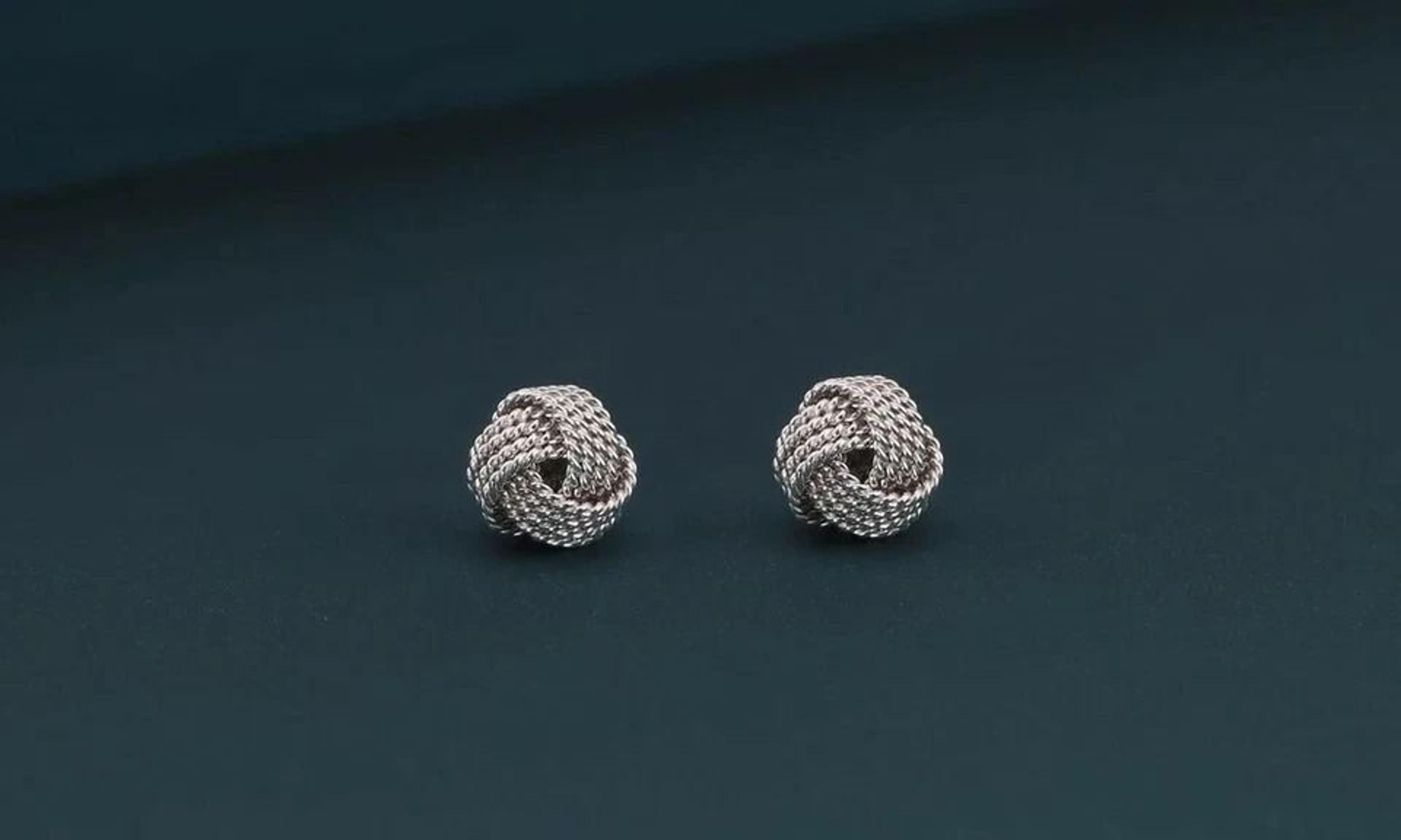 Sterling Silver Love Knot Diamond Cut Stud Earrings For Women AntiTarnish Jewelry Ideal Gift For We 2