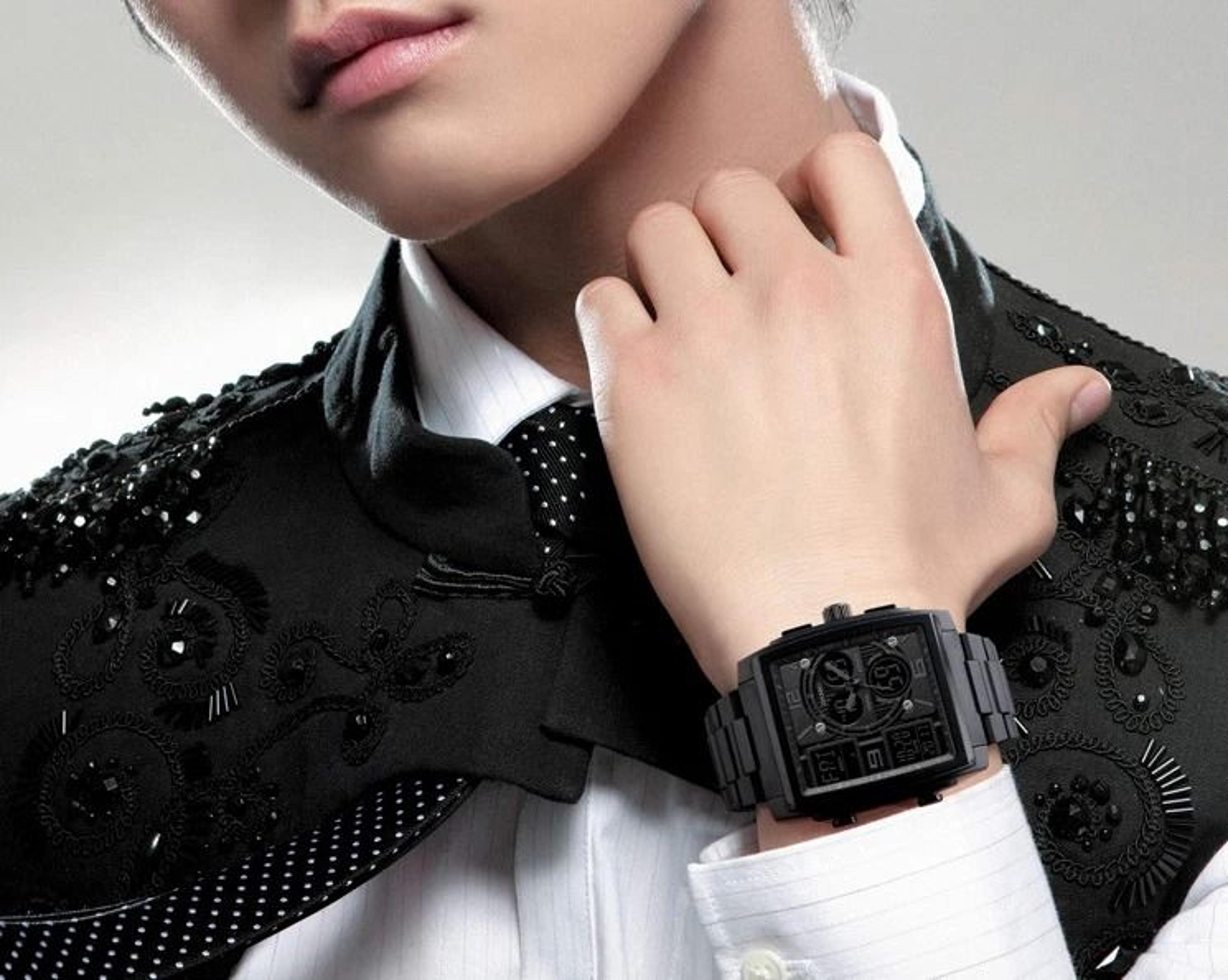 Military Sports Chronograph Waterproof Analog Digital Watch For Men 1