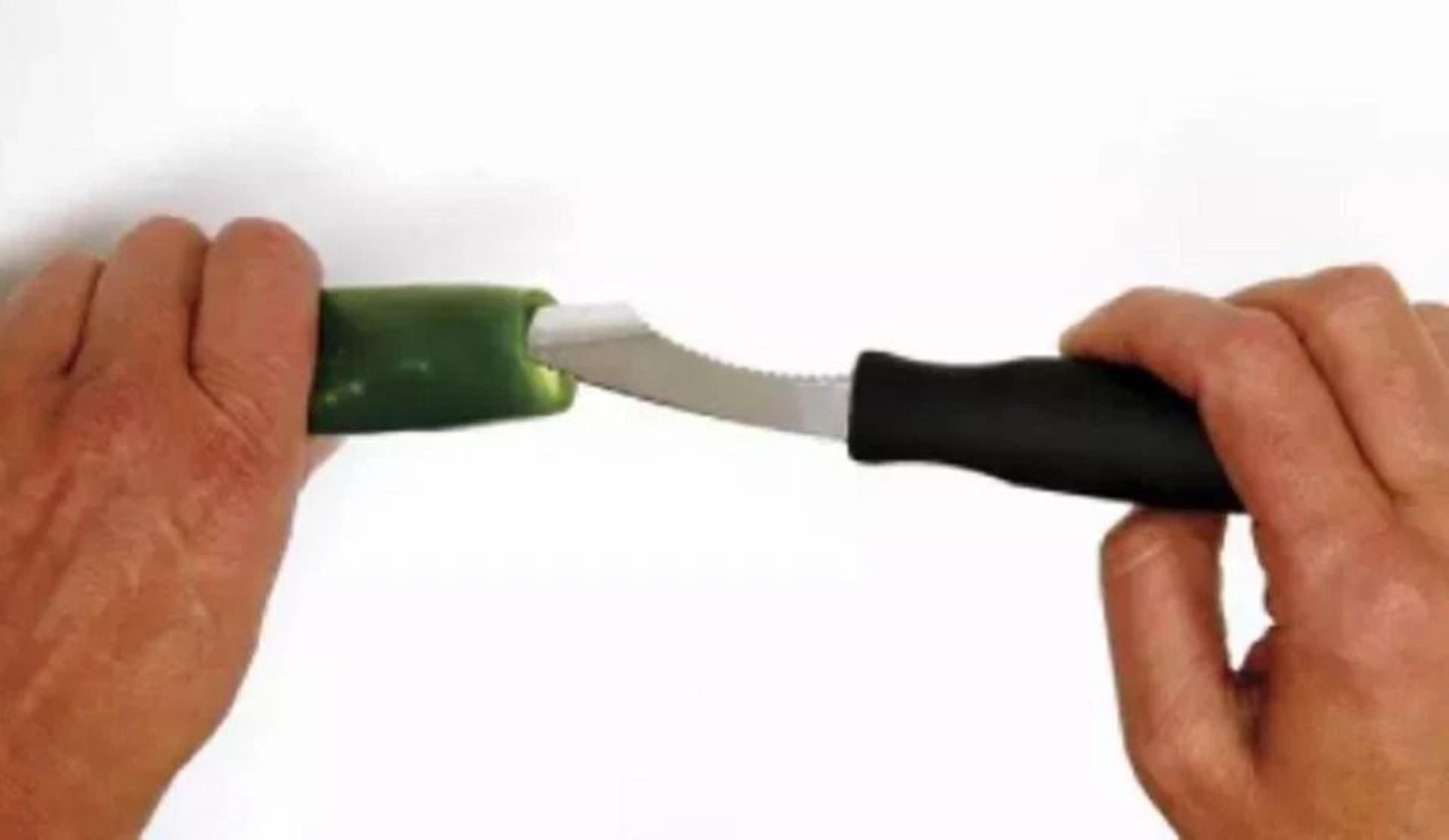 Stainless Steel Corer And Cutter Pepper Seed Remover Kitchen Prep Tool 4