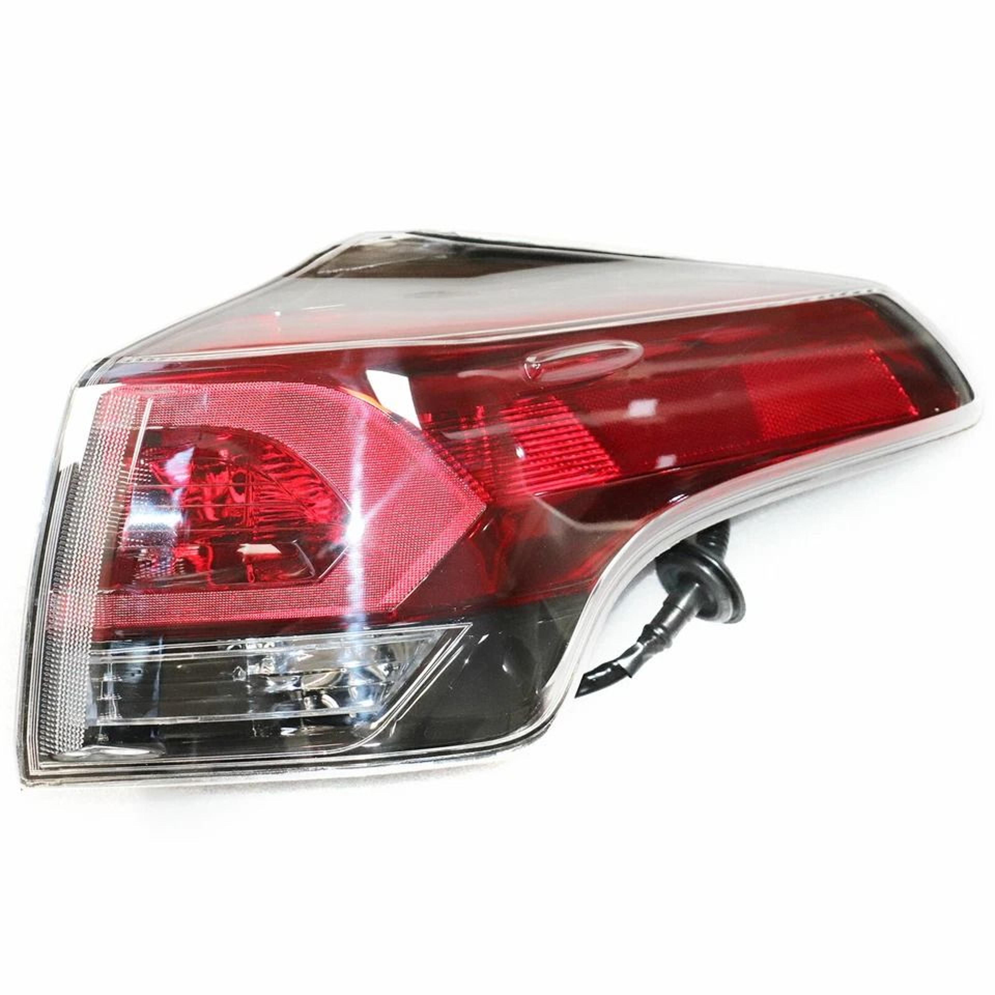 toyota tail light right passenger side outer rear lamp
