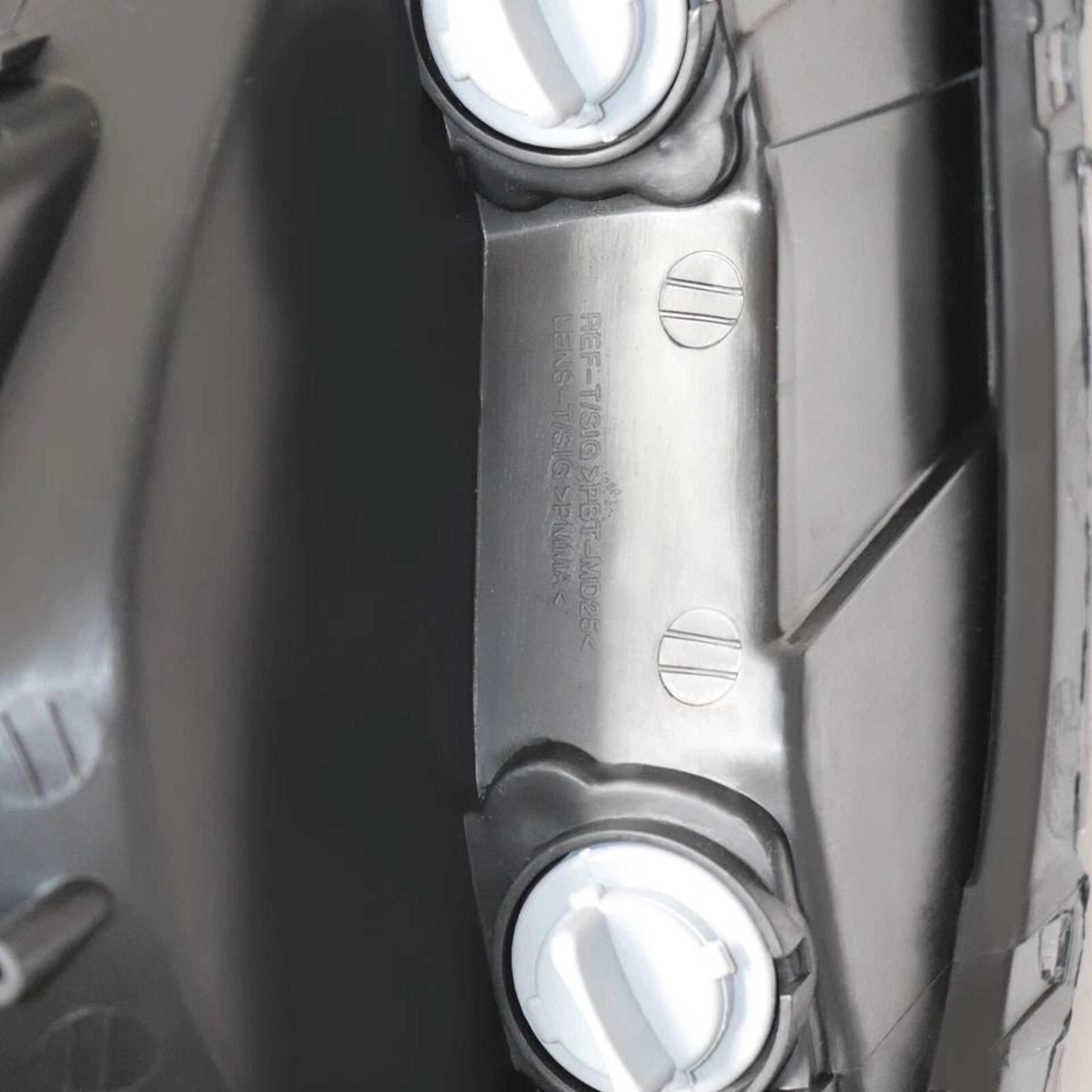 Premium Left Headlight Replacement For Hyundai Tucson Direct Fit 5
