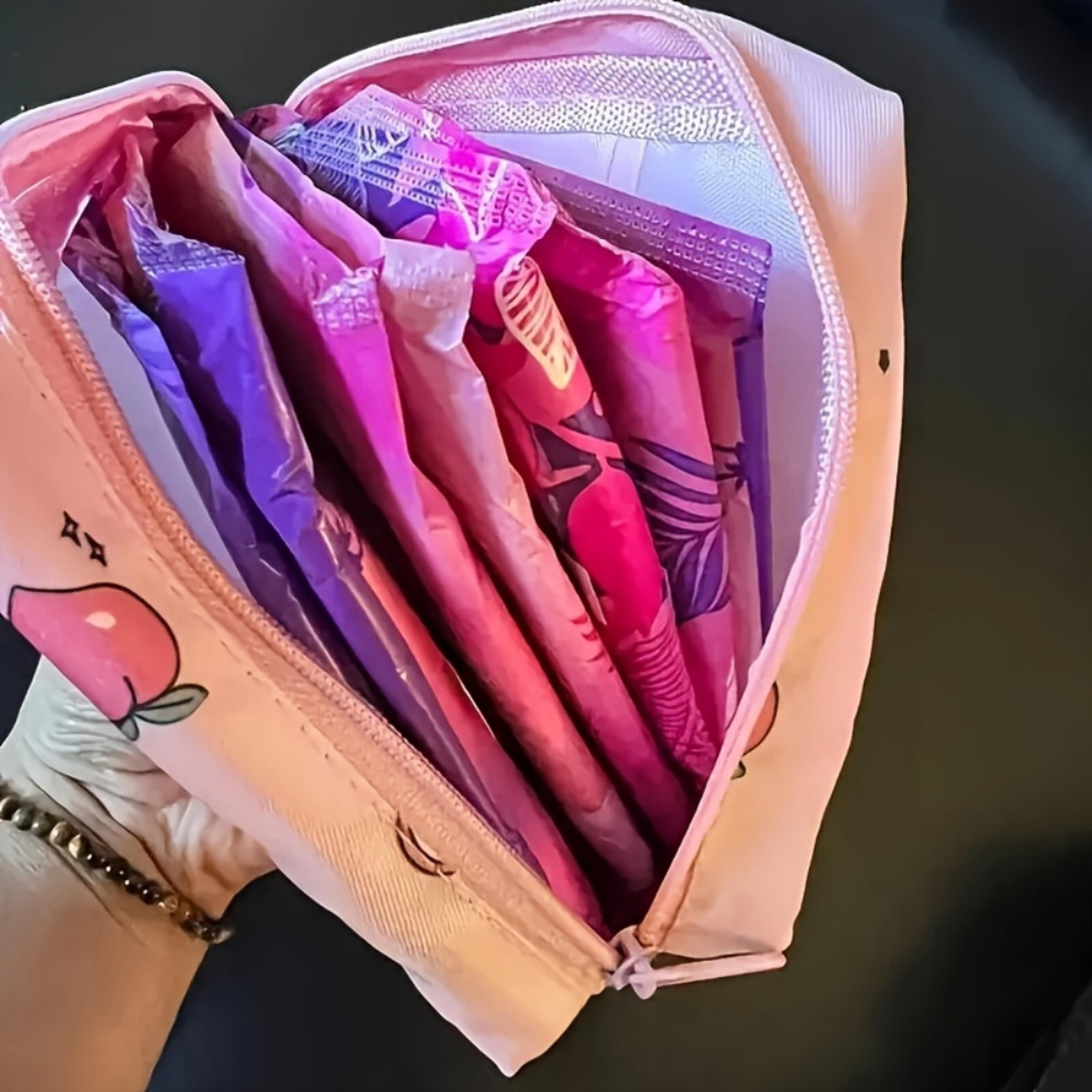 Insulated Menstrual Pad Organizer Travel Pouch With Large Capacity And Discreet Design 3