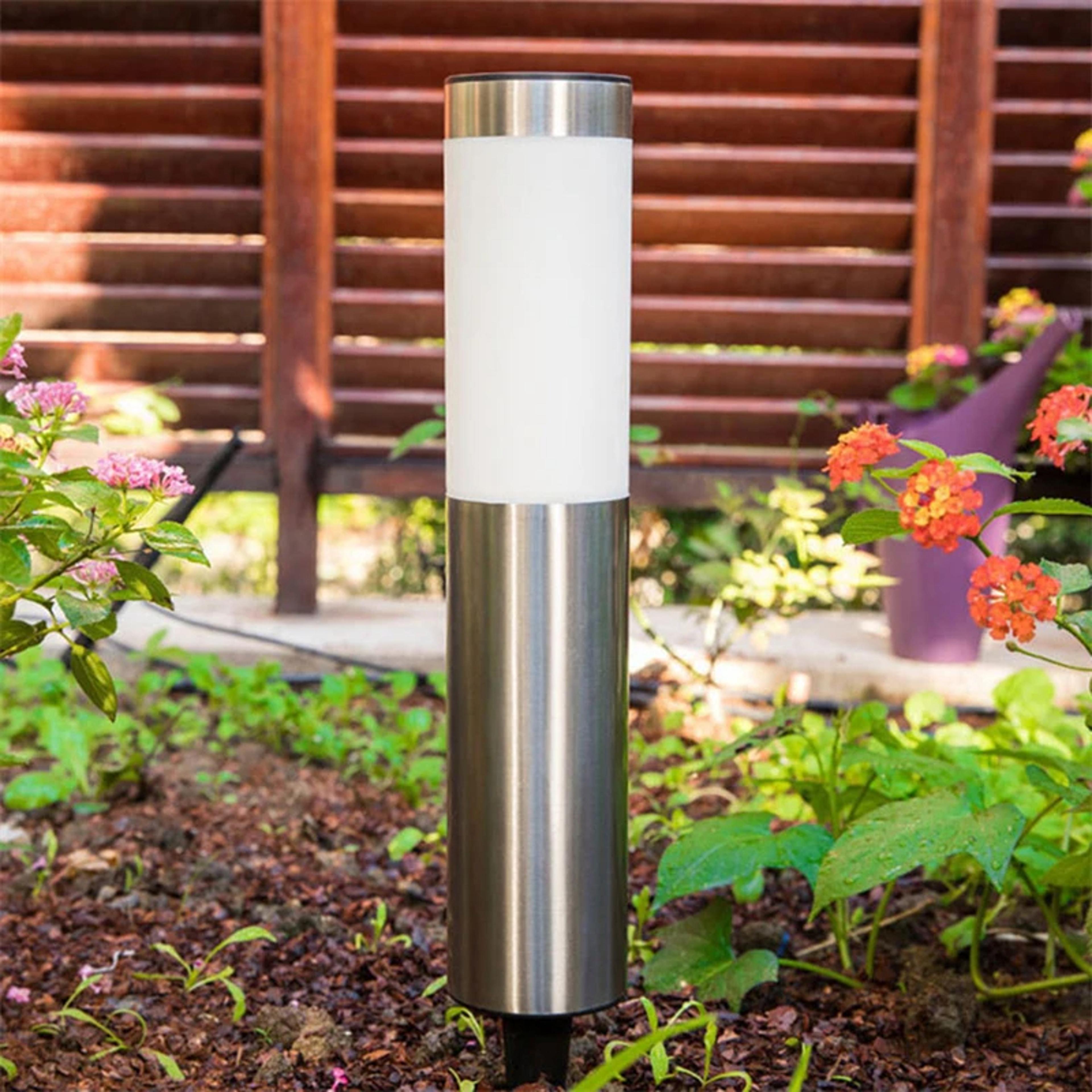 solar garden path light with stainless steel body and ip65 weather protection