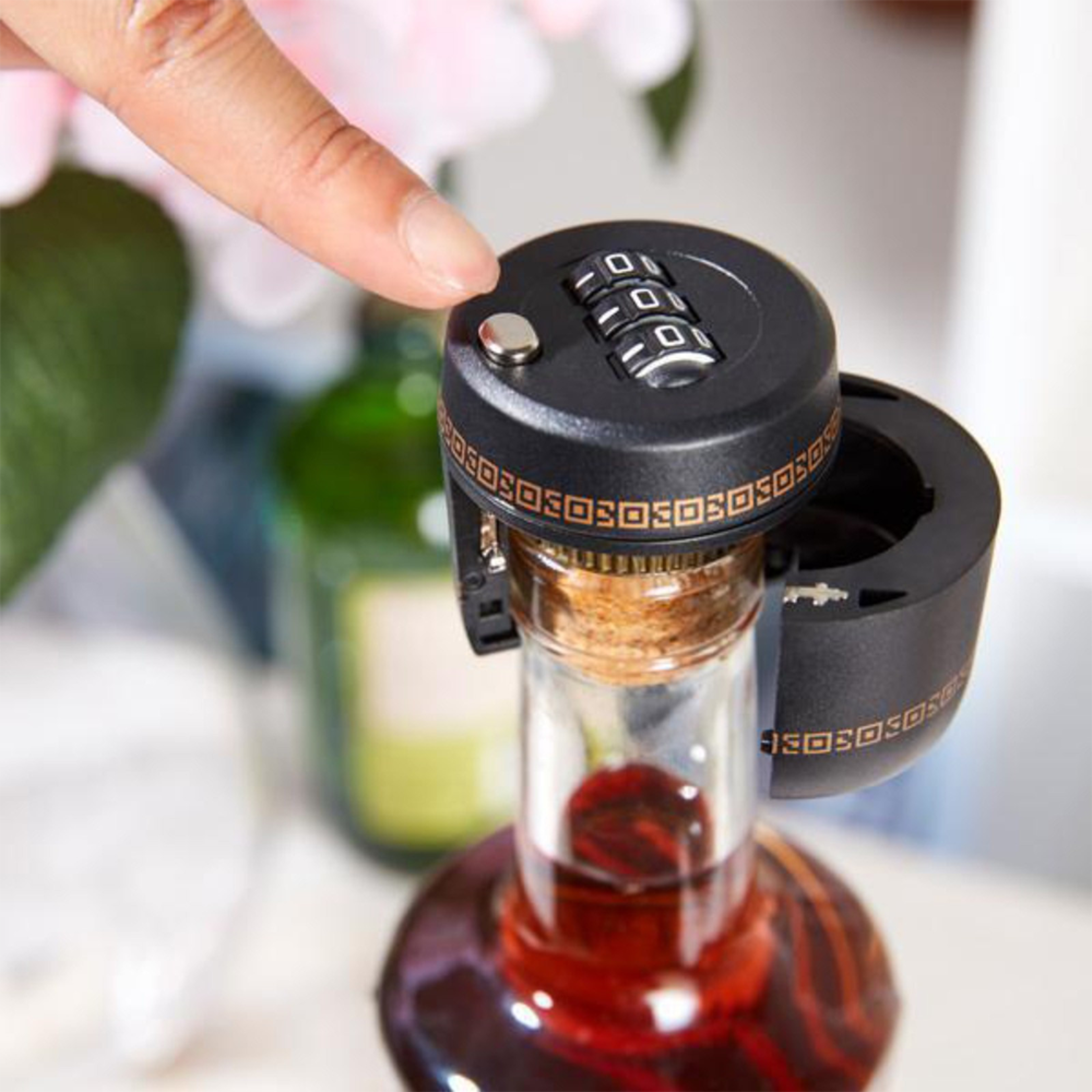 3-digit liquor bottle lock