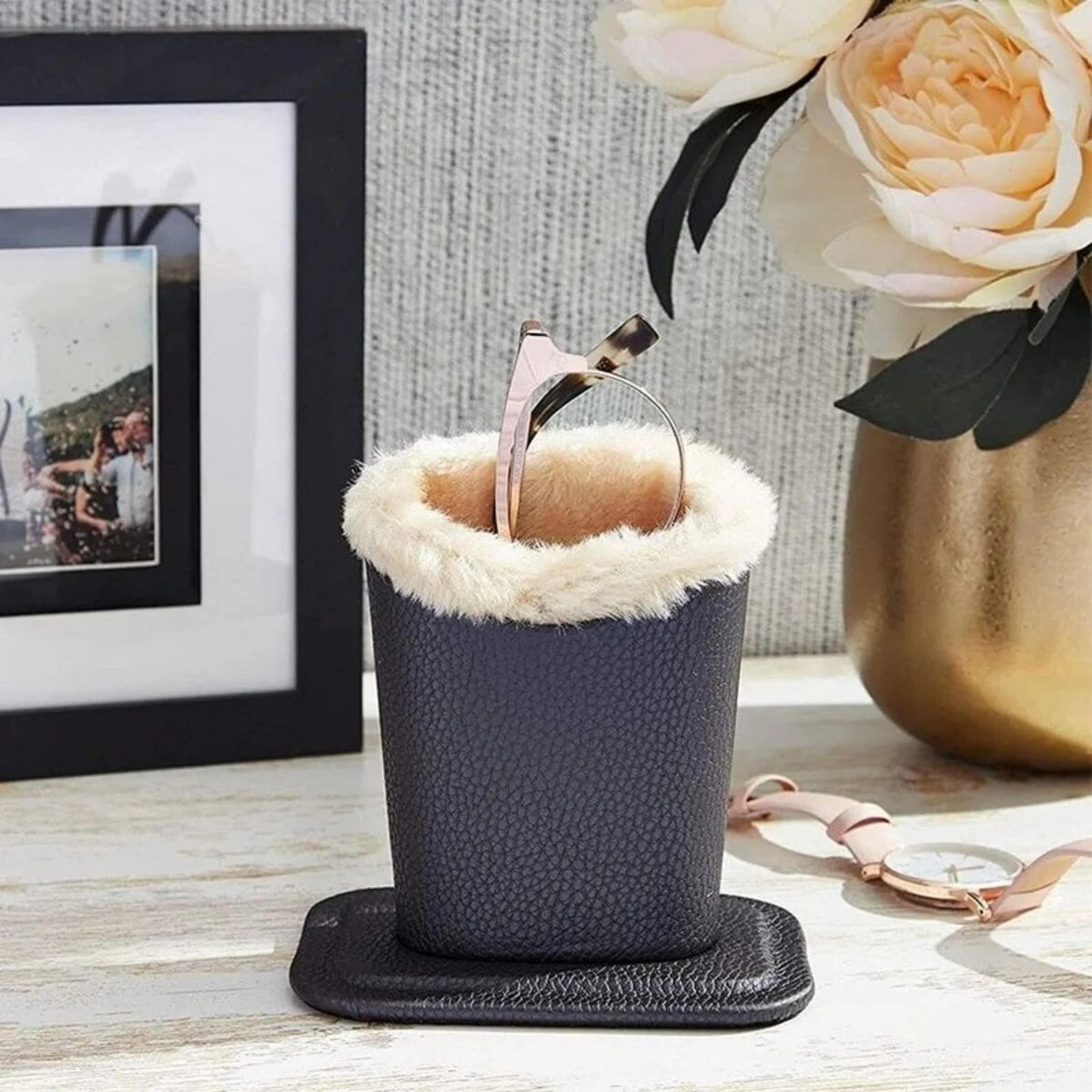 luxury faux fur eyeglass holder