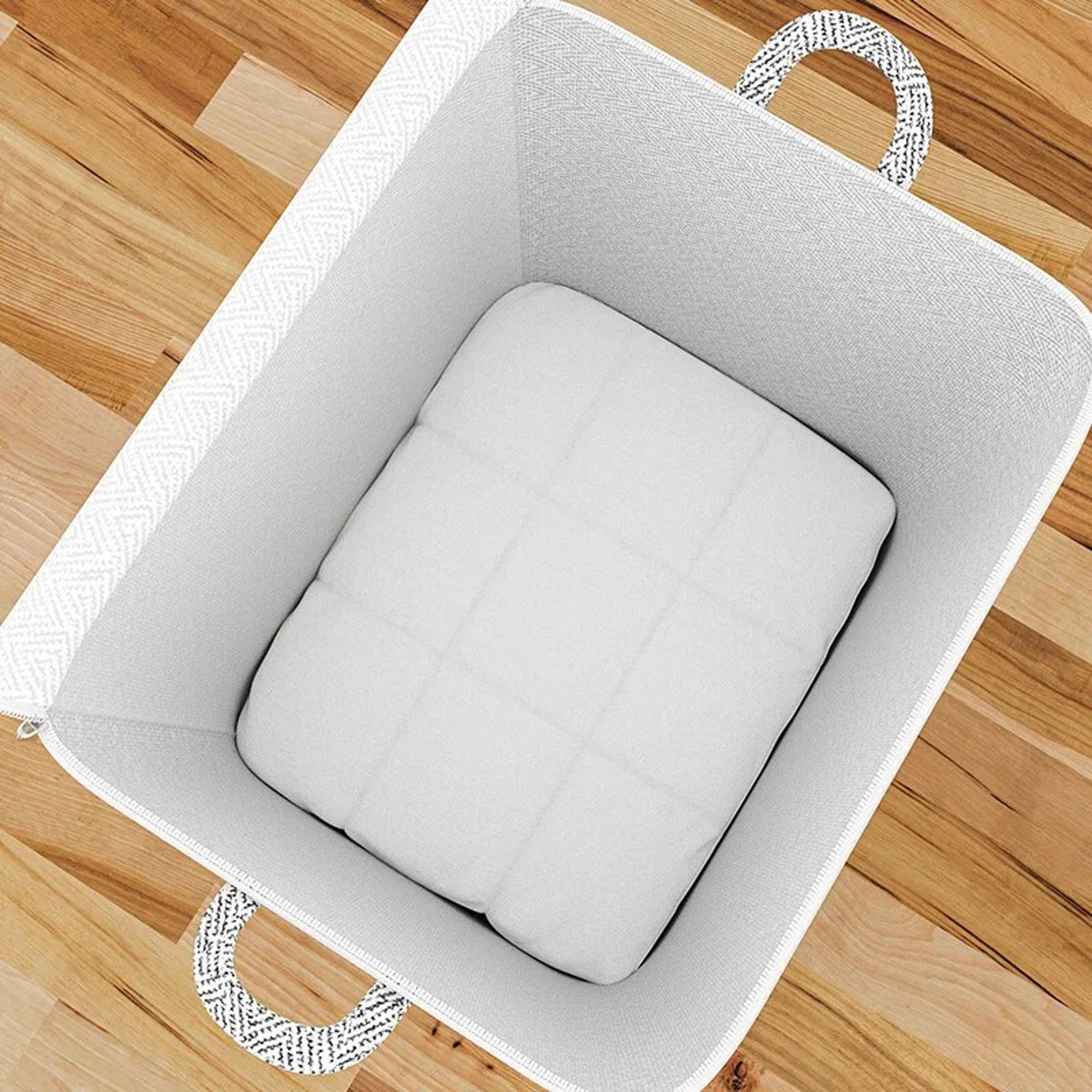 Large Capacity Closet Organizer Storage Bag Non Woven Fabric Zippered Ideal For Quilts Clothing  To 8