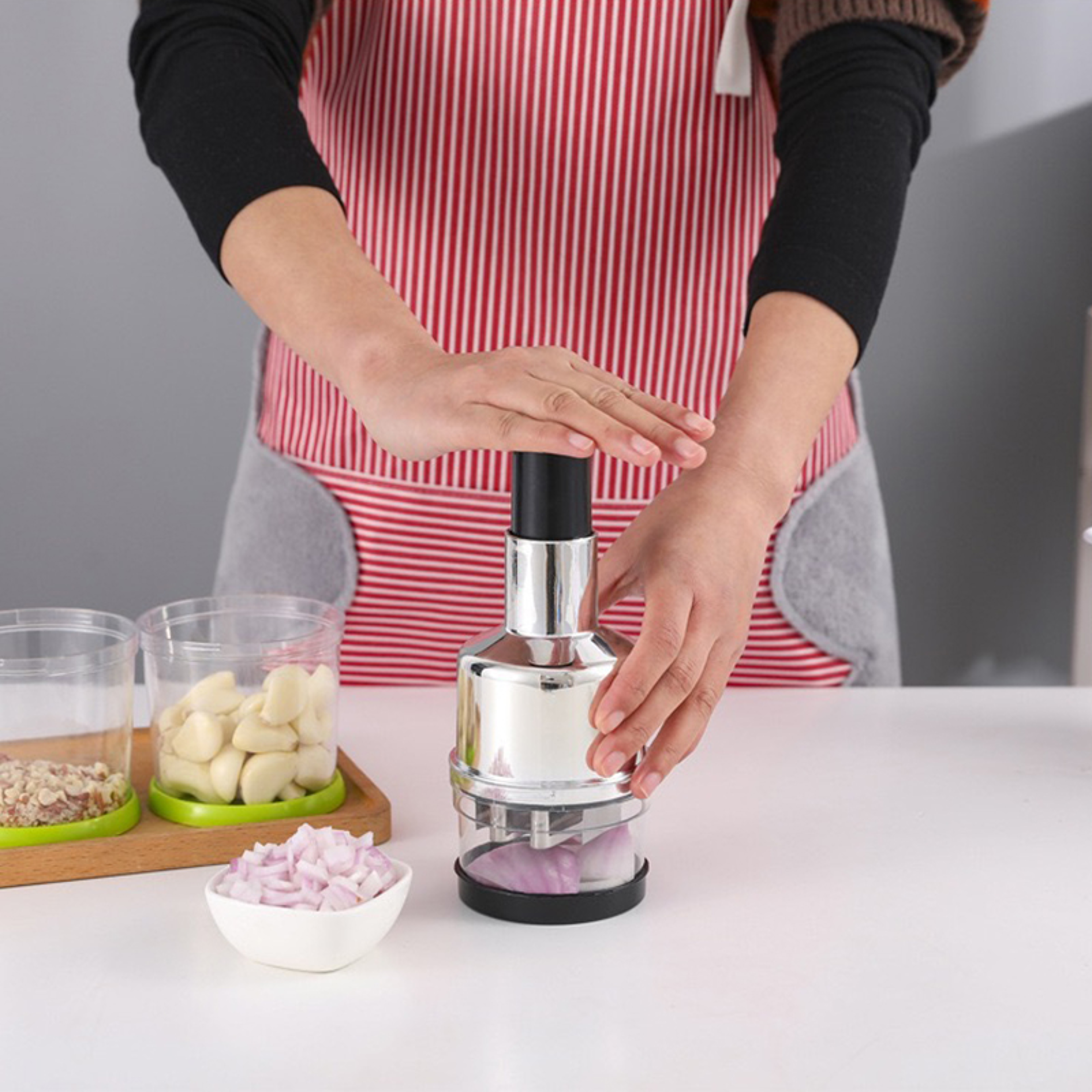 quickpress manual food chopper handheld vegetable onion nut cutter & garlic mincer
