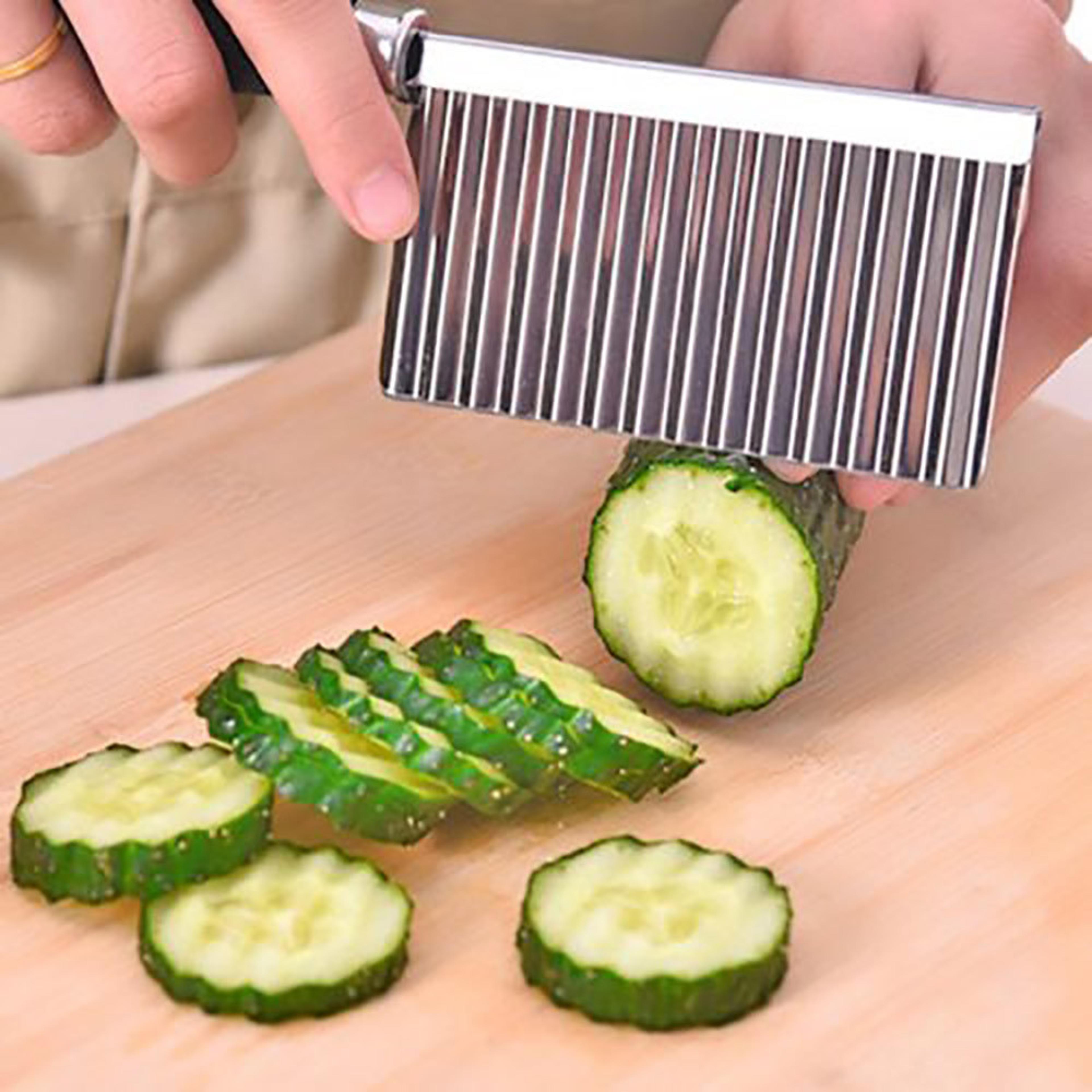 Stainless Steel Crinkle Cutter Wavy Potato Cutter And Vegetable Slicer For Fries 1