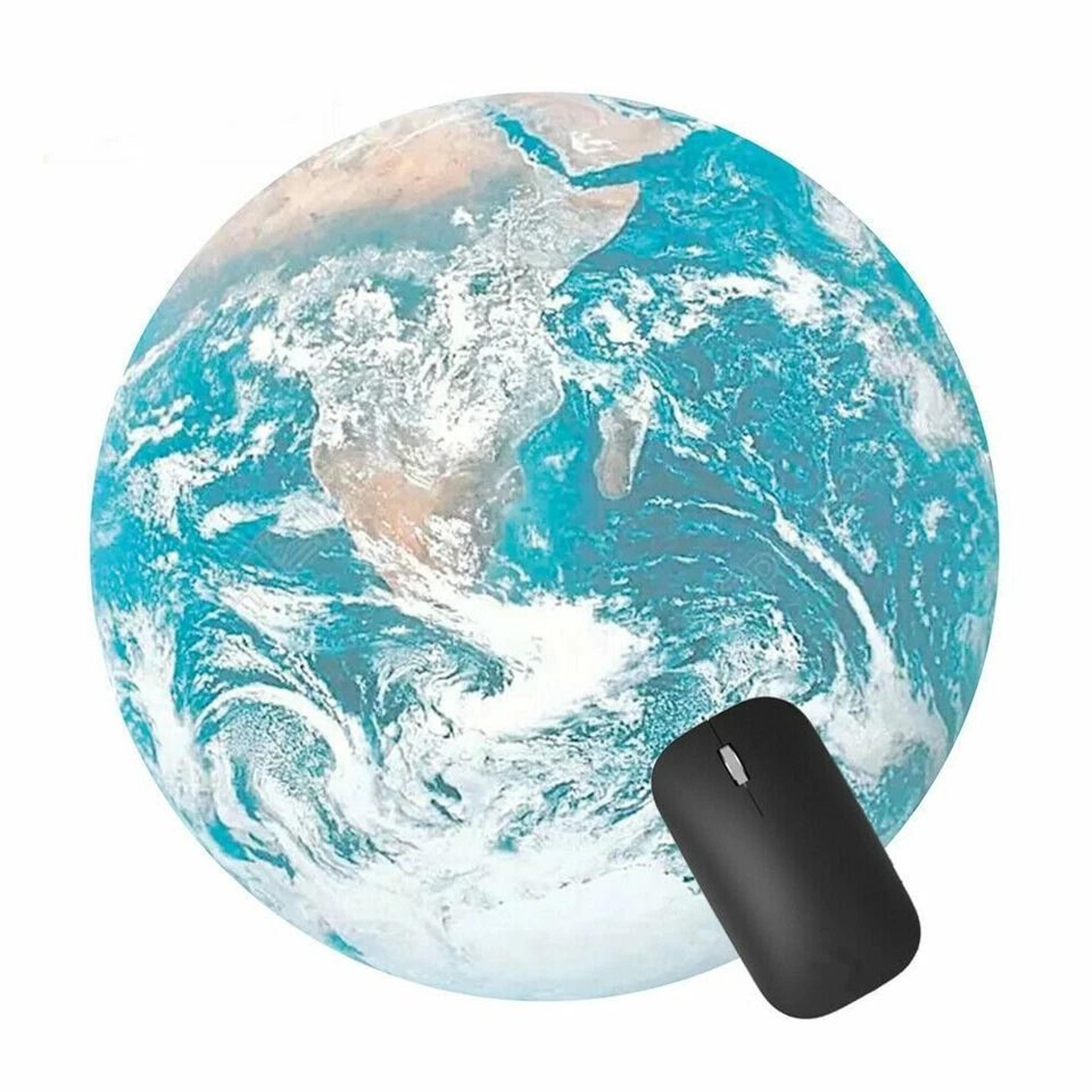 space-themed gaming mouse pad – non-slip circle design for ultimate precision and comfort