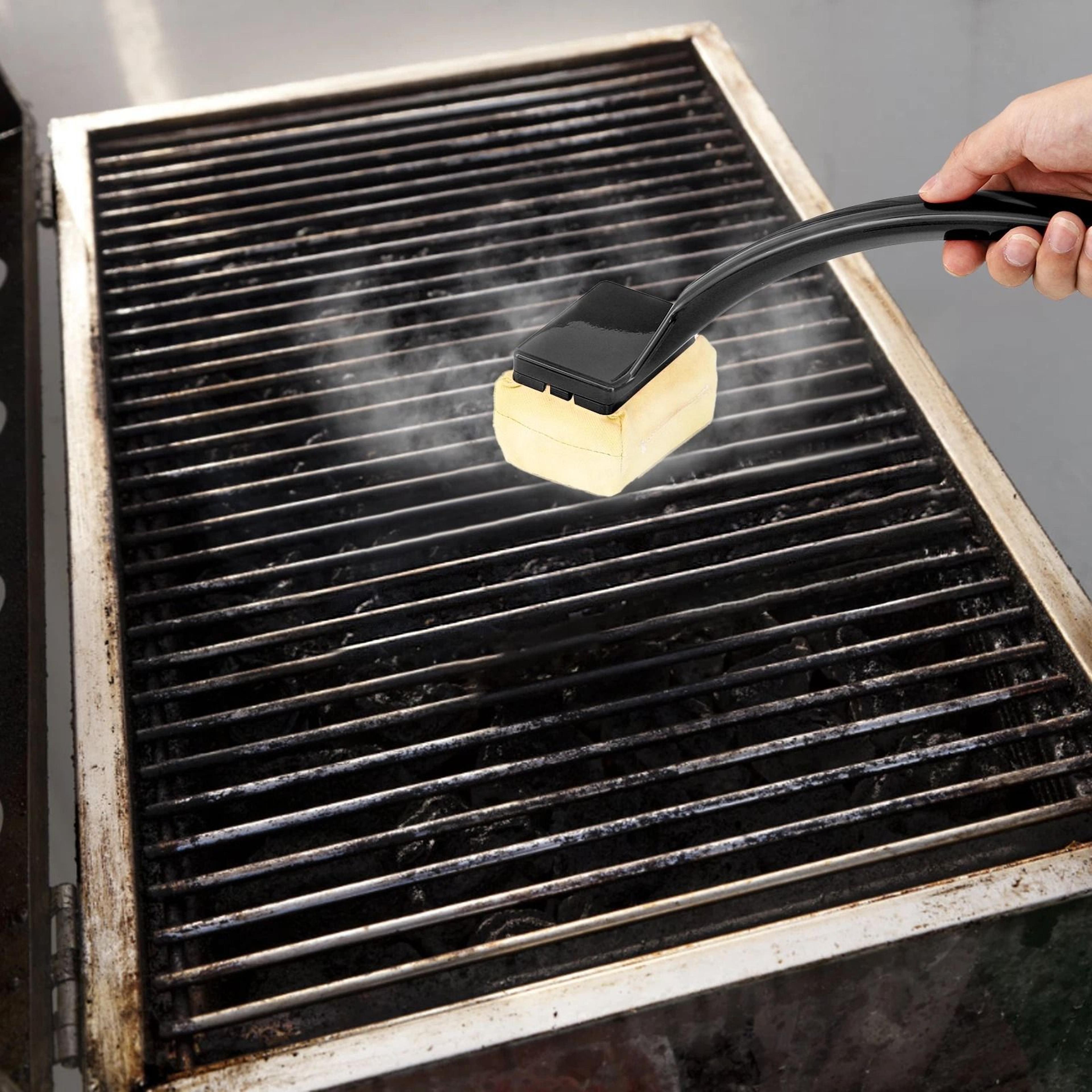 Premium Barbecue Cleaning Brush With Replaceable Head  Durable Outdoor Grill Cleaner 1