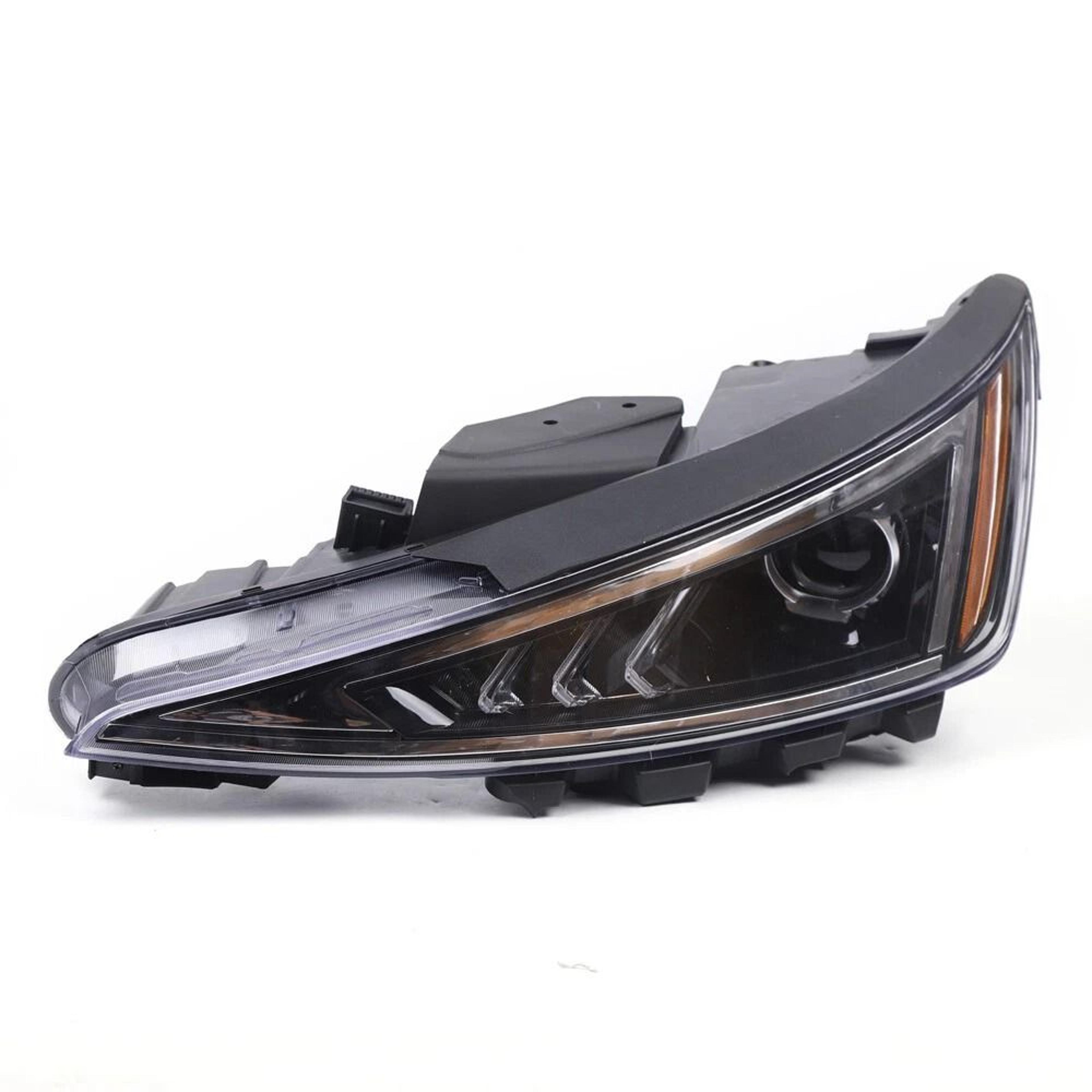 Left Driver Side Halogen Headlight Assembly For Hyundai Elantra Sedan OEM Replacement 11